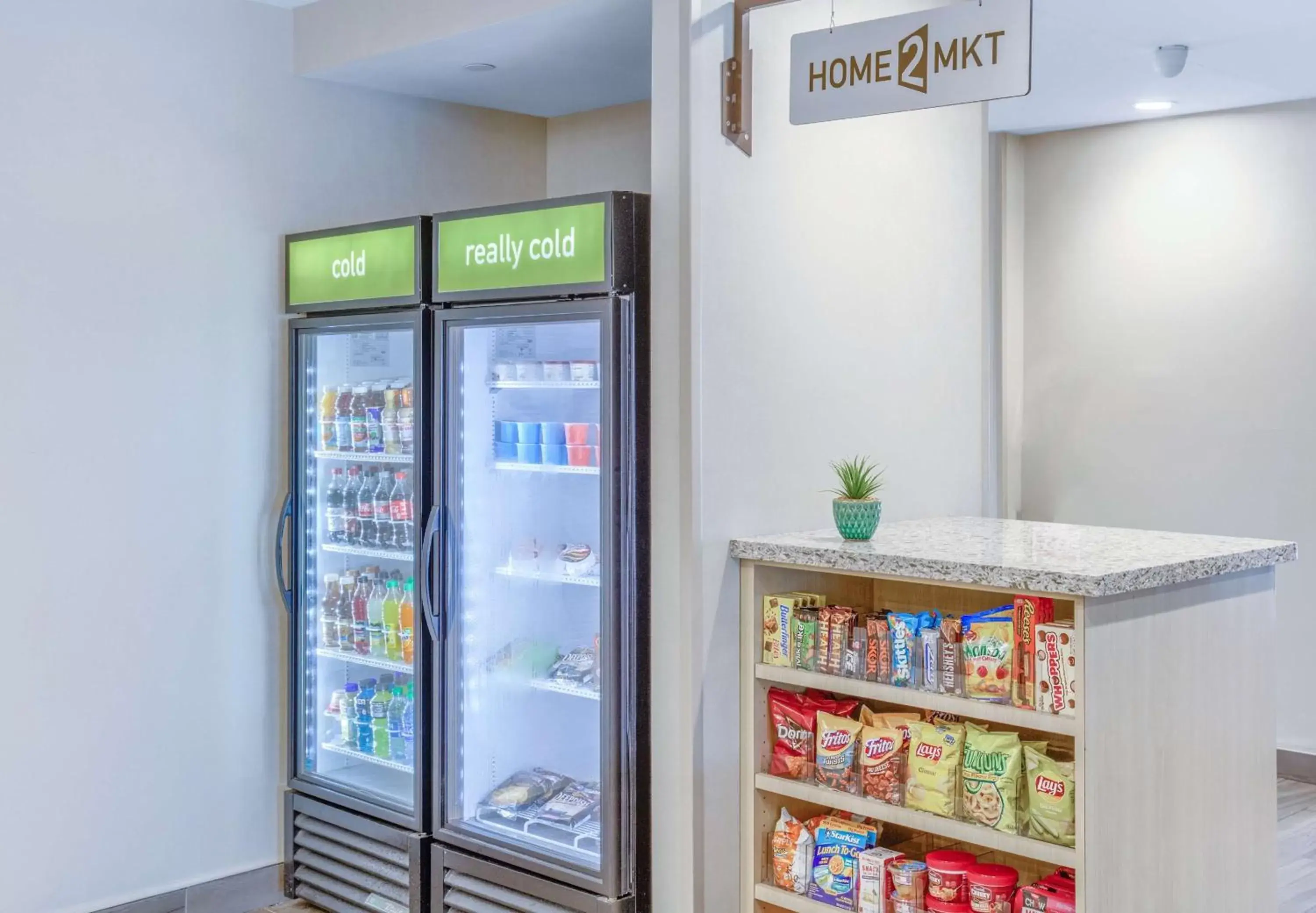 Restaurant/places to eat in Home2 Suites by Hilton Mobile West I-10 Tillmans Corner Restaurant/places to eat in Home2 Suites by Hilton Mobile West I-10 Tillmans Corner