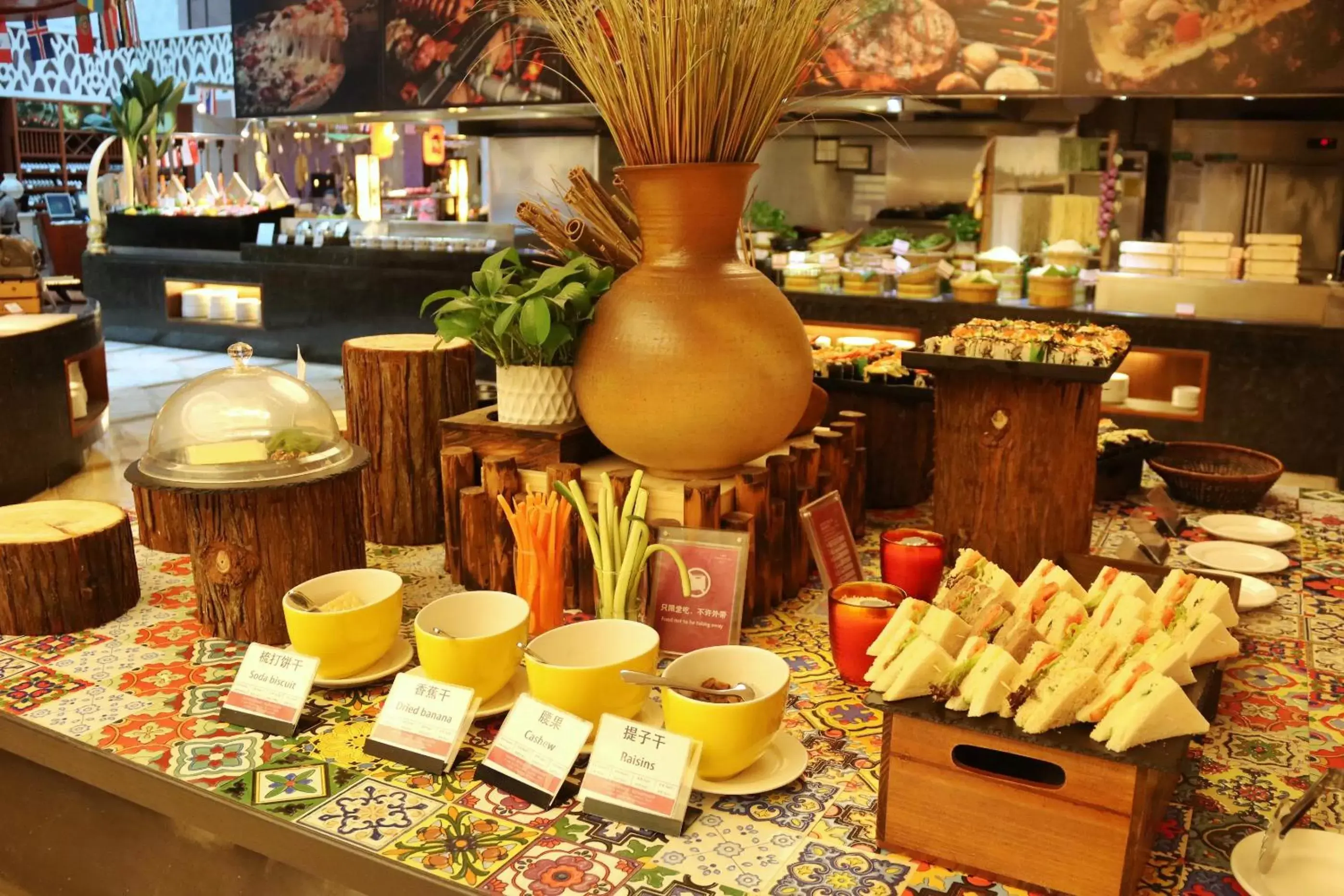Breakfast in Crowne Plaza Foshan, an IHG Hotel - Exclusive bus stations for HKSAR round-trips