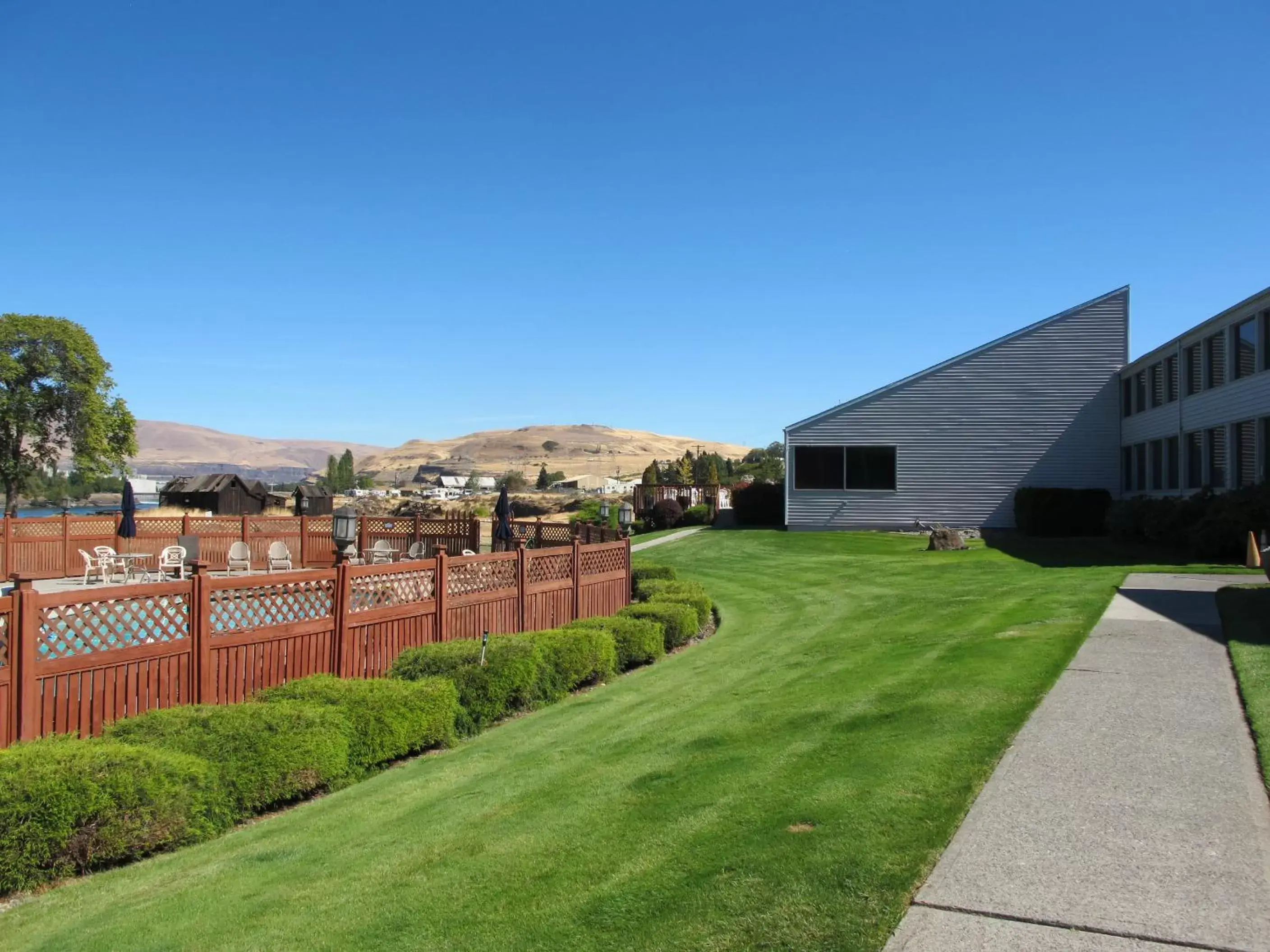 Swimming pool in Shilo Inns Suites The Dalles