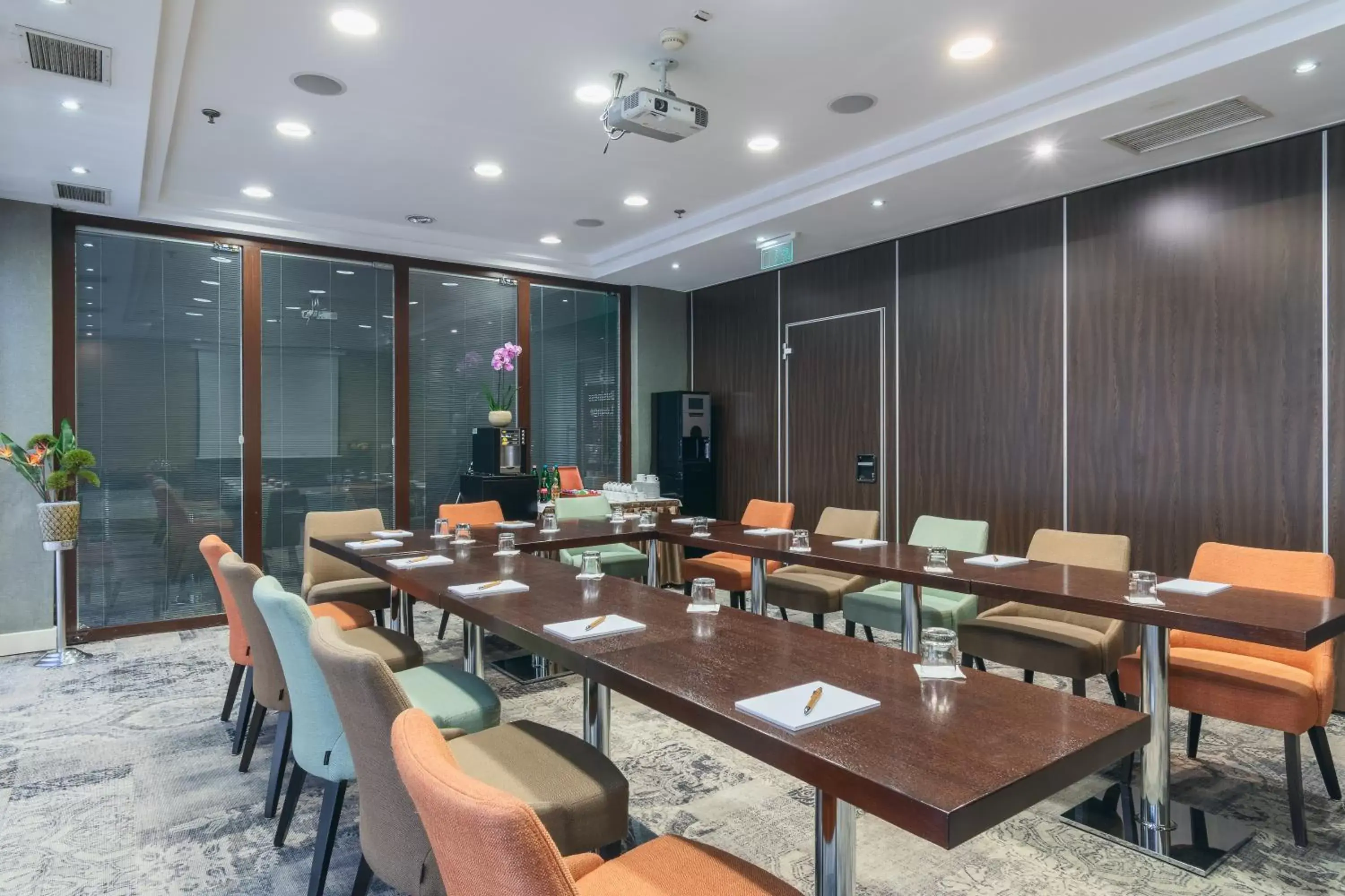 Meeting/conference room in Lion's Garden Hotel