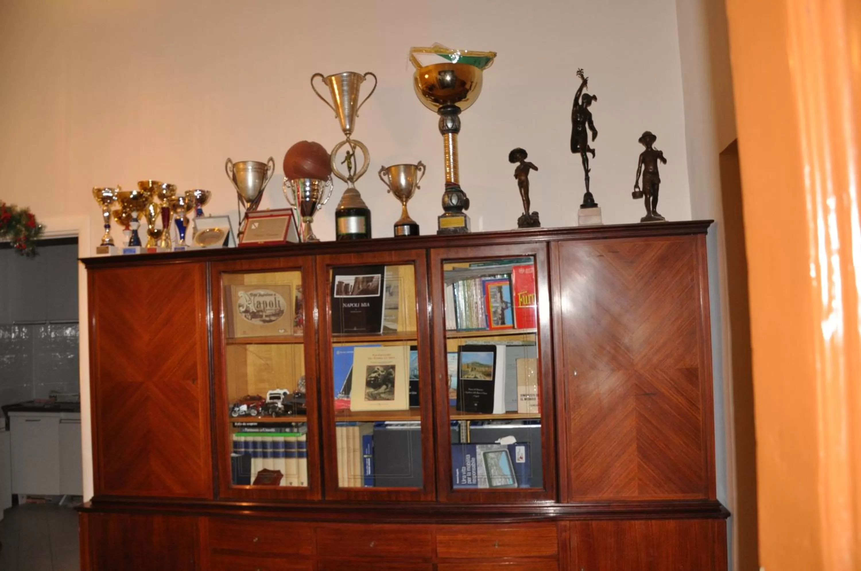 Decorative detail in Domus Borbonica