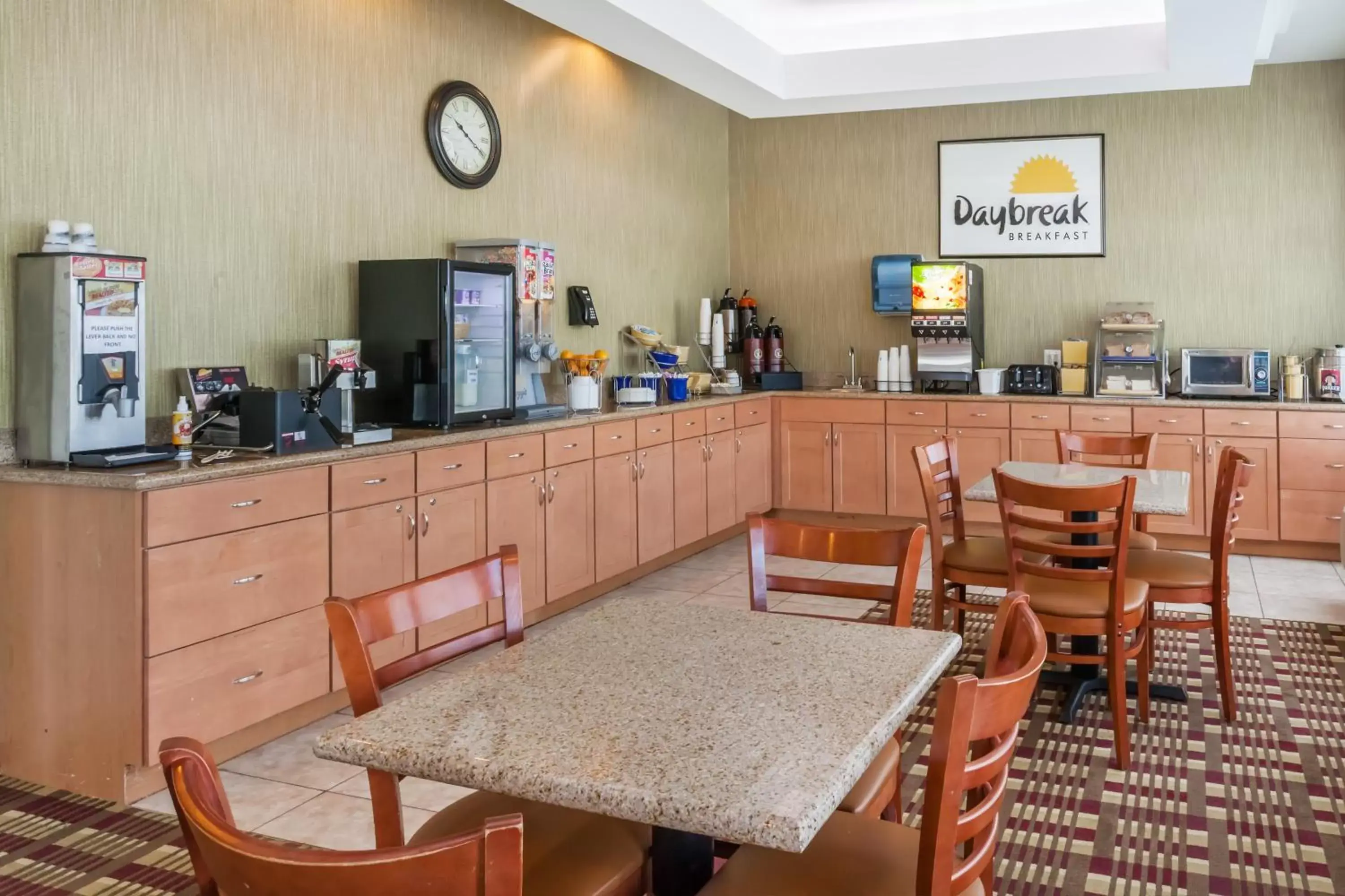 Restaurant/places to eat in Days Inn by Wyndham Windsor Locks / Bradley Intl Airport Restaurant/places to eat in Days Inn by Wyndham Windsor Locks / Bradley Intl Airport