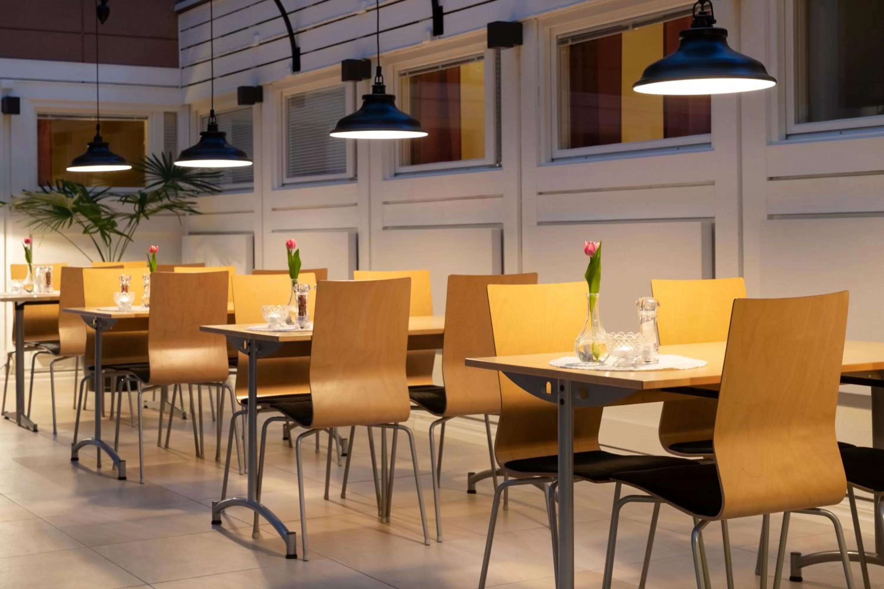 Restaurant/places to eat in Hotell Vilja