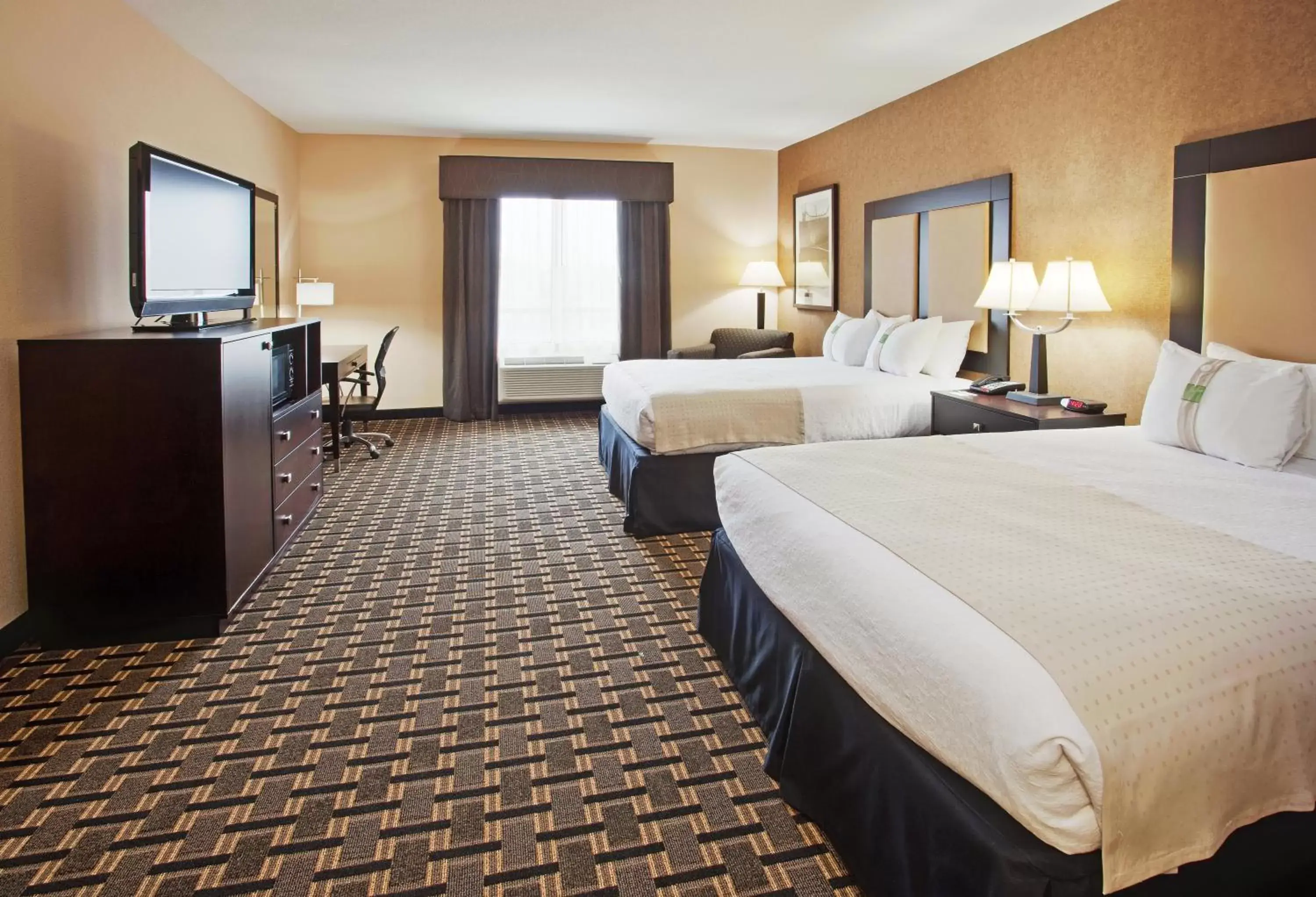 Photo of the whole room in Holiday Inn Arlington Northeast, an IHG Hotel