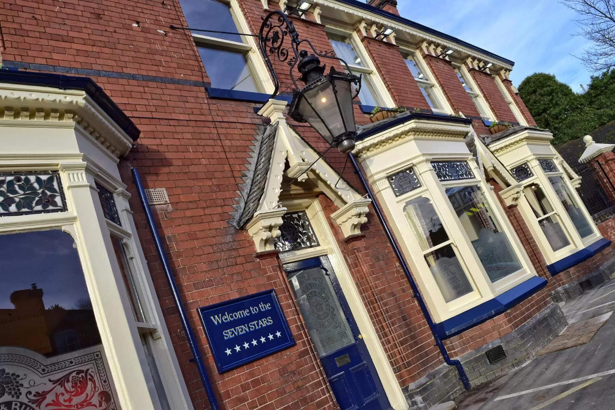 Property building in The Seven Stars