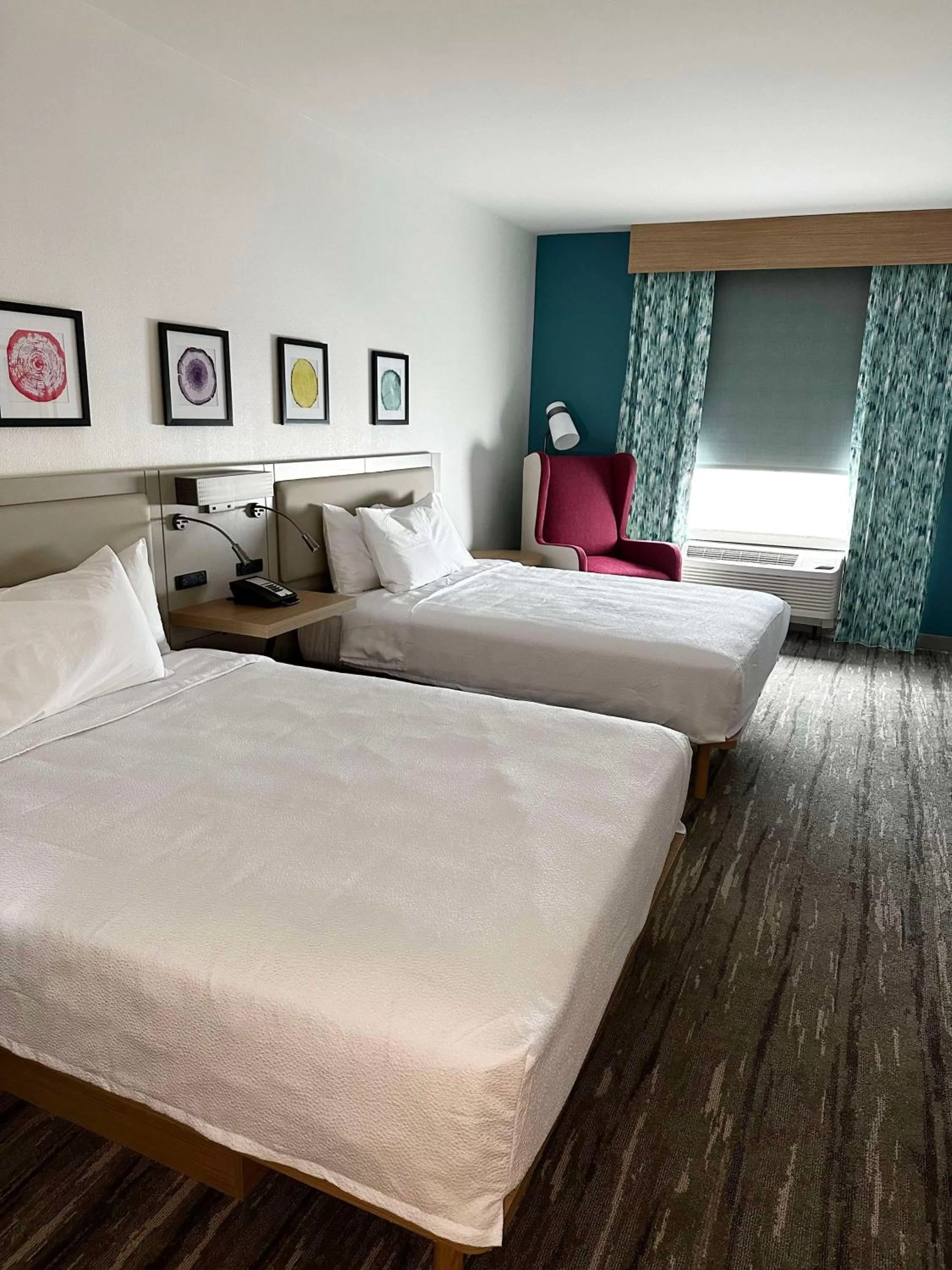 Queen Room with Two Queen Beds and Roll In Shower - Mobility Accessible in Hilton Garden Inn Miami Airport West