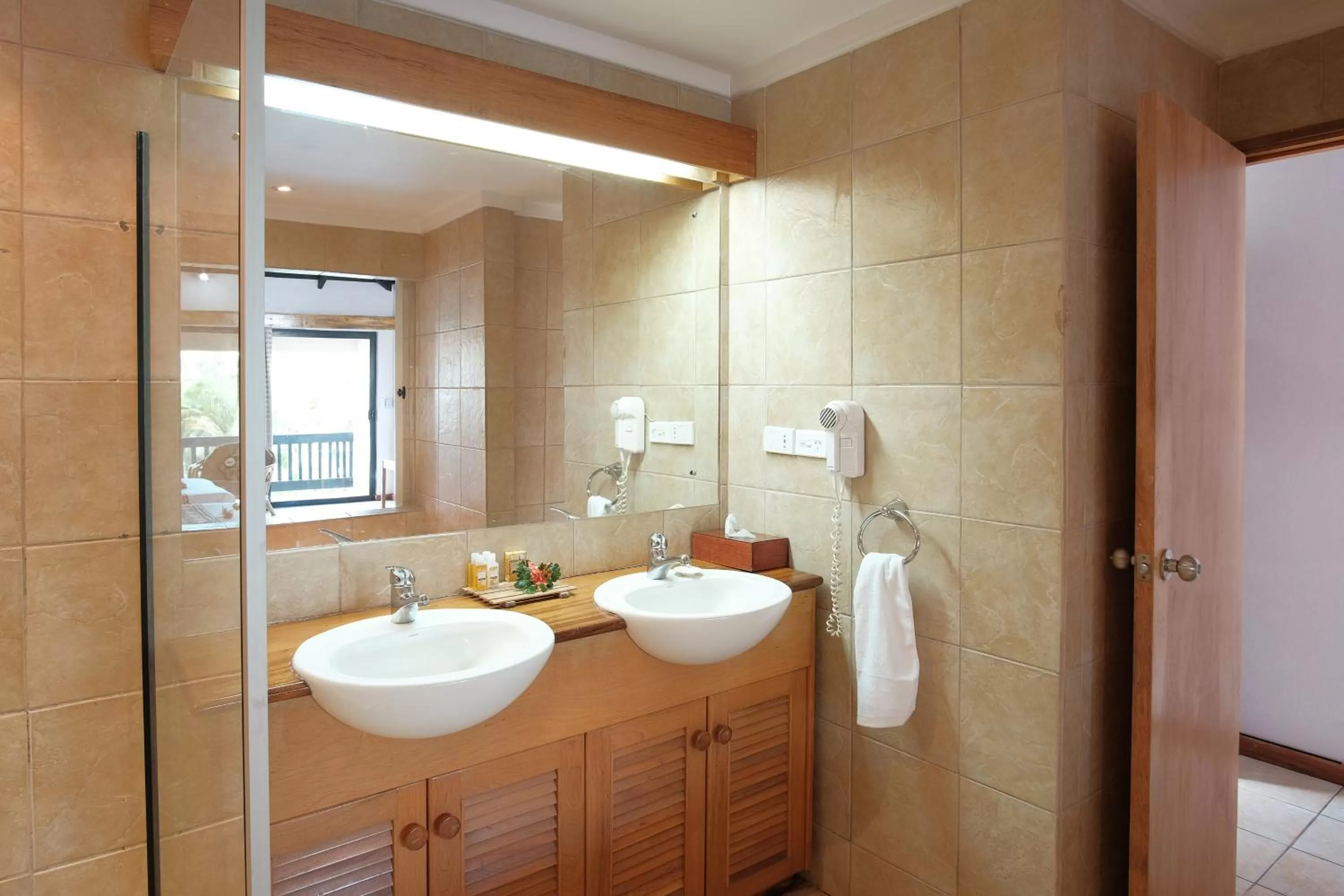 Bathroom in Anchorage Beach Resort