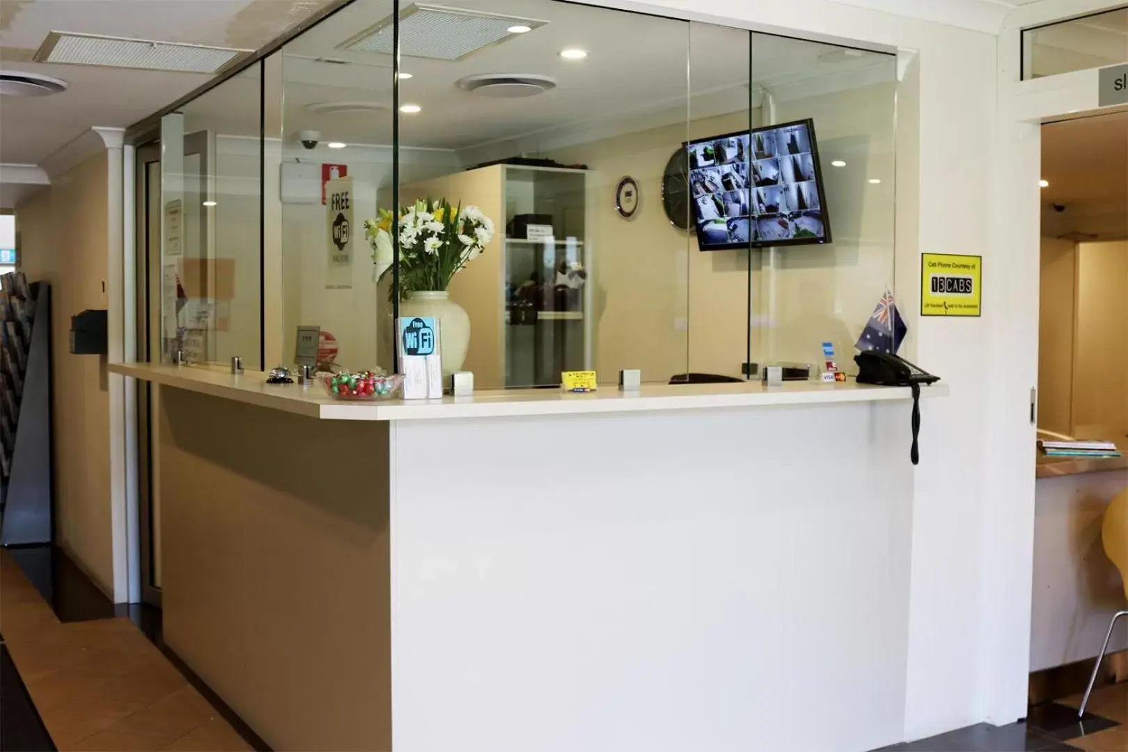 Lobby or reception in Arena Hotel (formerly Sleep Express Motel) Lobby or reception in Arena Hotel (formerly Sleep Express Motel)