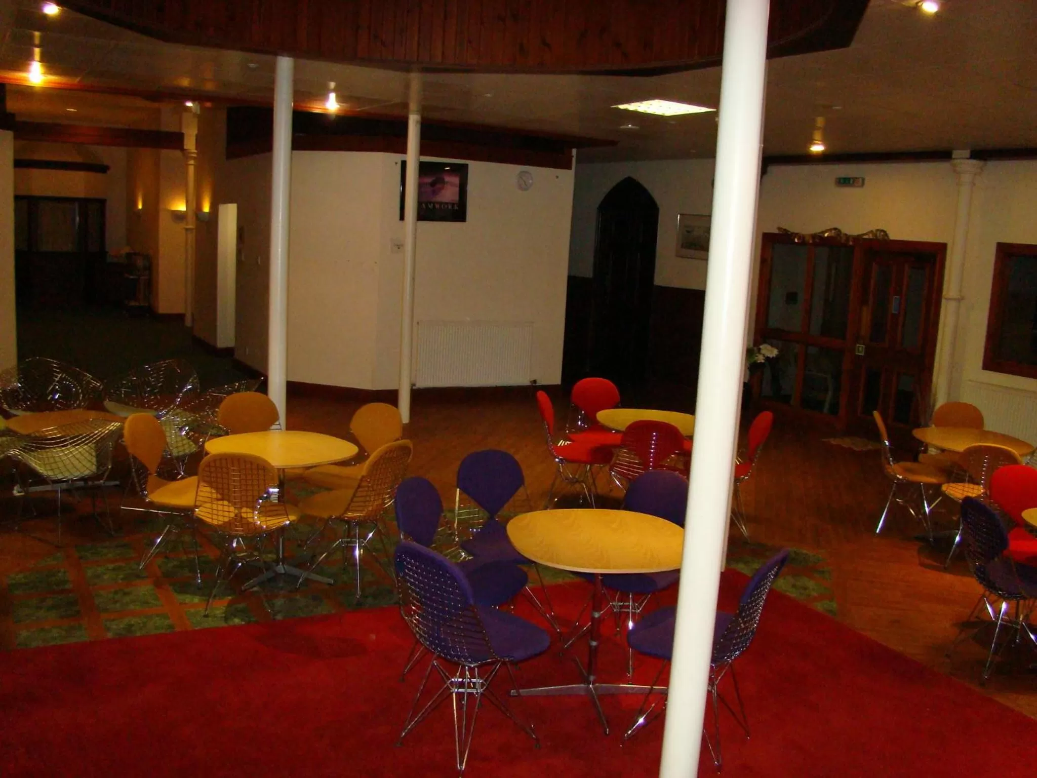 Restaurant/places to eat in Rosemount Palace