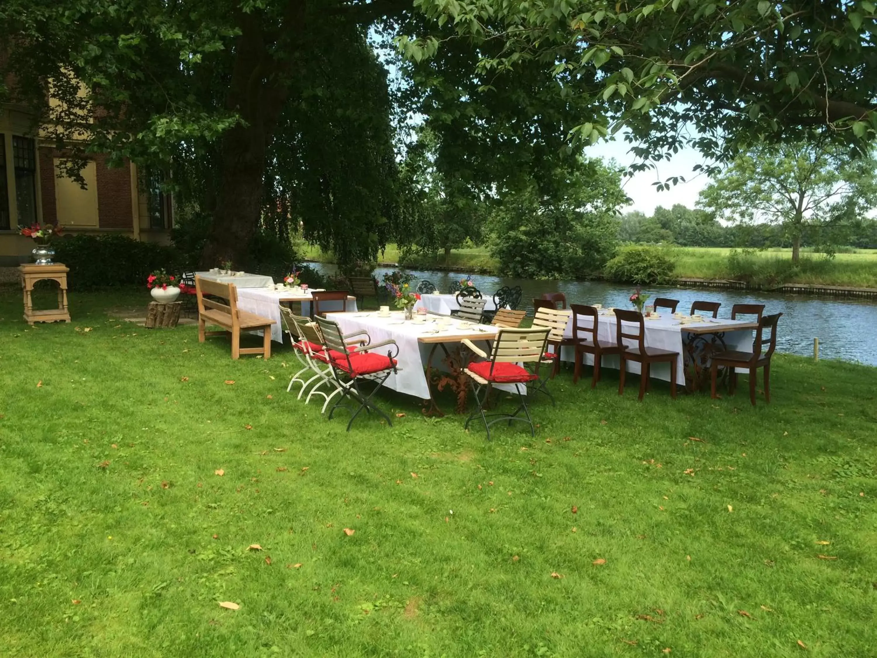 Garden, Restaurant/Places to Eat in Logement aan de Vecht