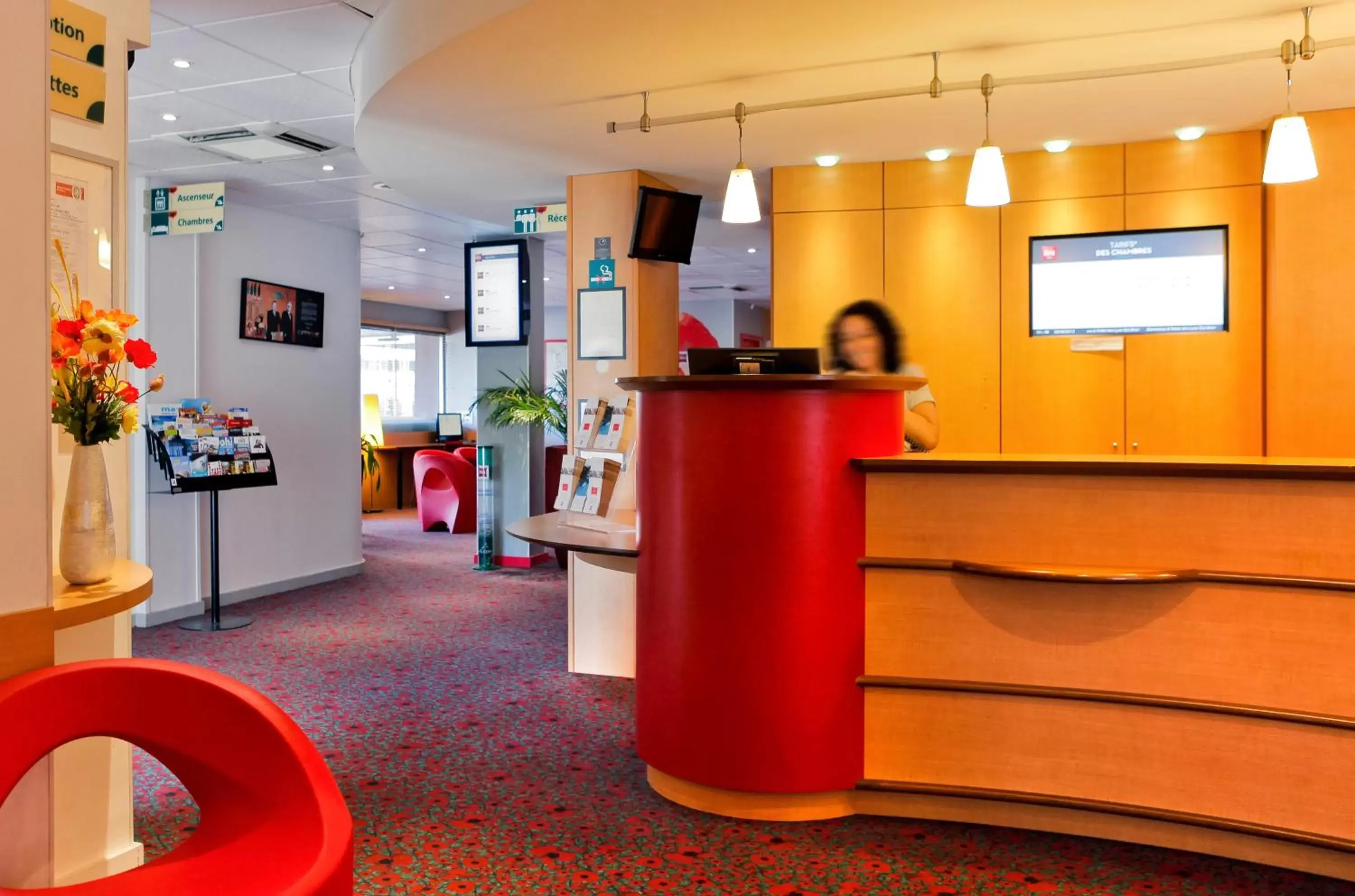 Lobby or reception in ibis Lyon Est Bron Lobby or reception in ibis Lyon Est Bron