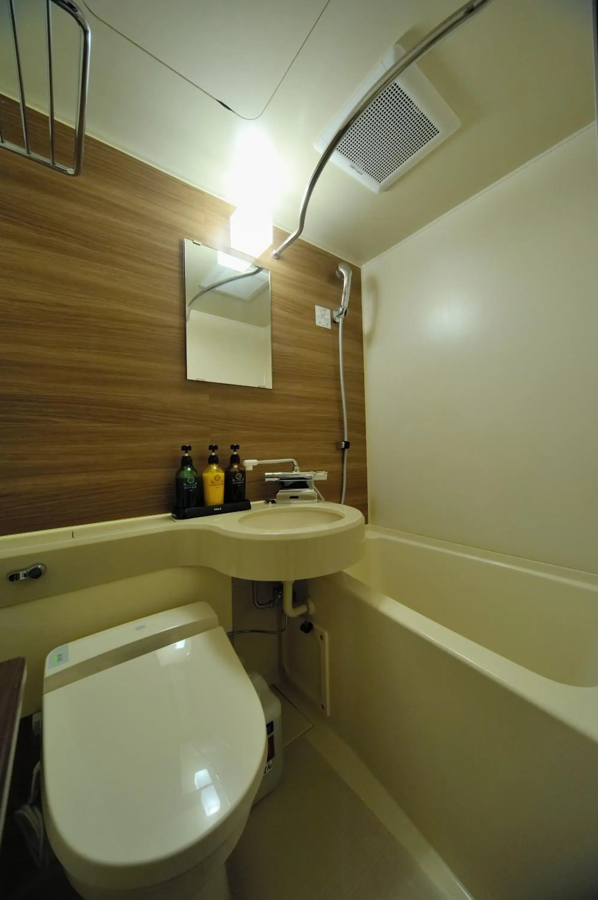 Photo of the whole room, Bathroom in Dormy Inn Express Meguro Aobadai Hot Spring