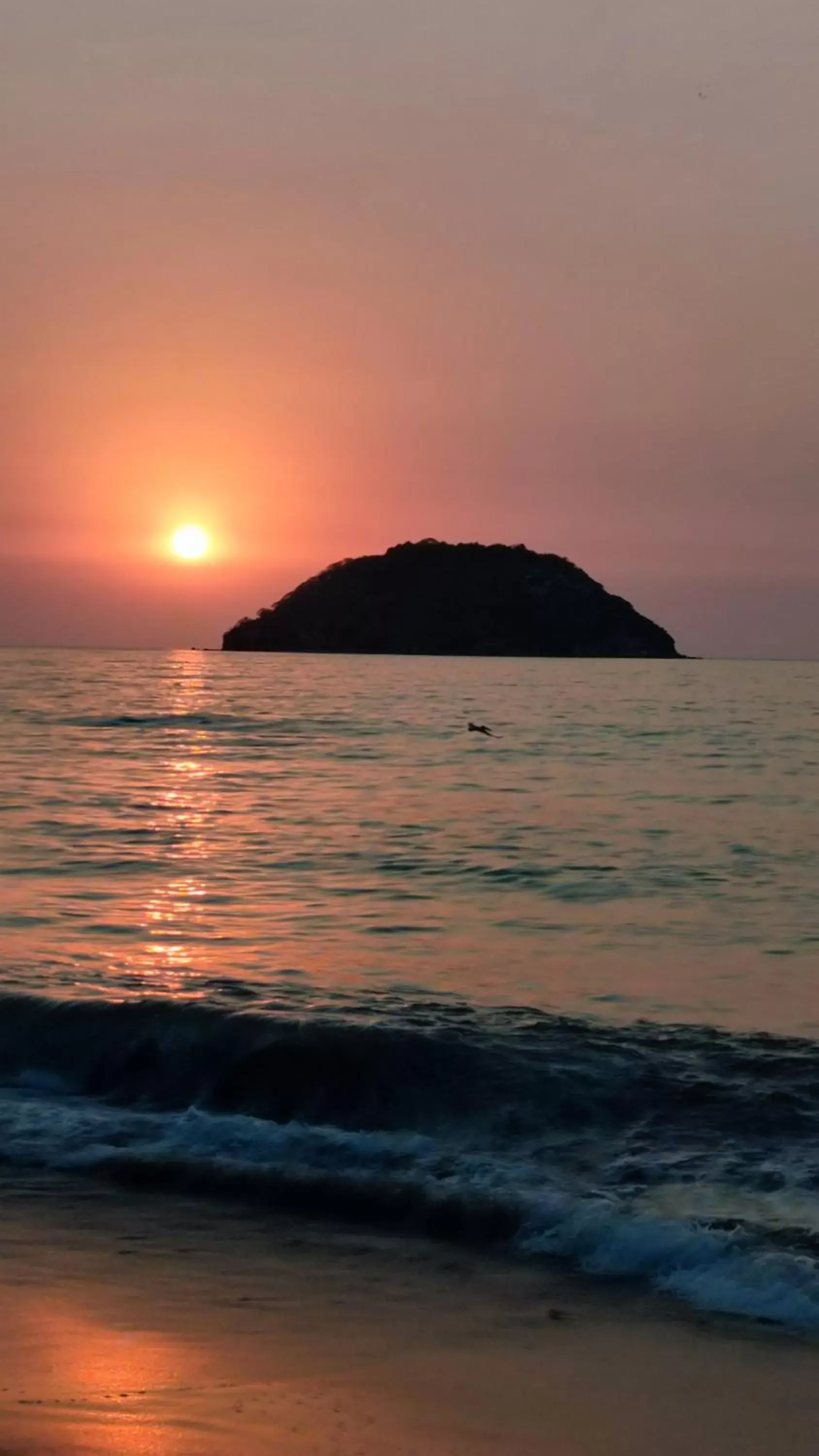 Beach, Sunrise/Sunset in Hotel las cúpulas