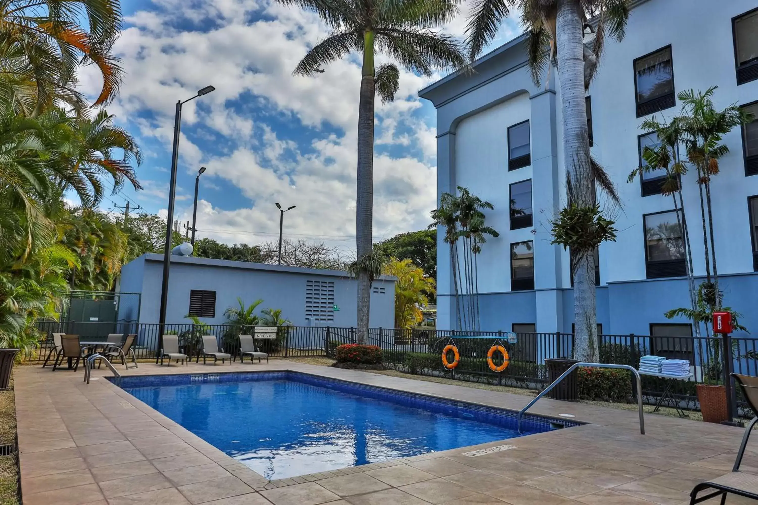 Pool view, Property Building in Hampton By Hilton San Jose Airport Costa Rica