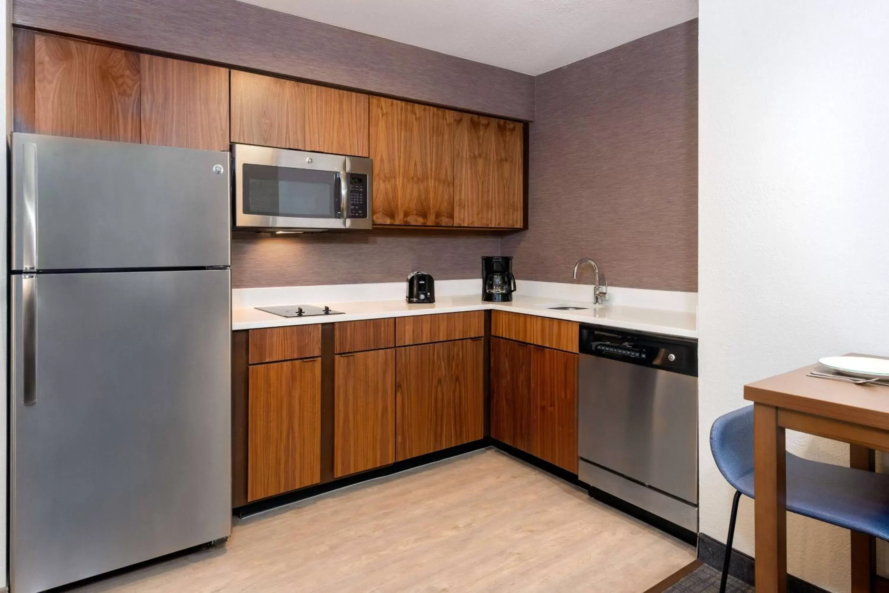 Kitchen or kitchenette, Kitchen/Kitchenette in Residence Inn by Marriott Boston Brockton/Easton