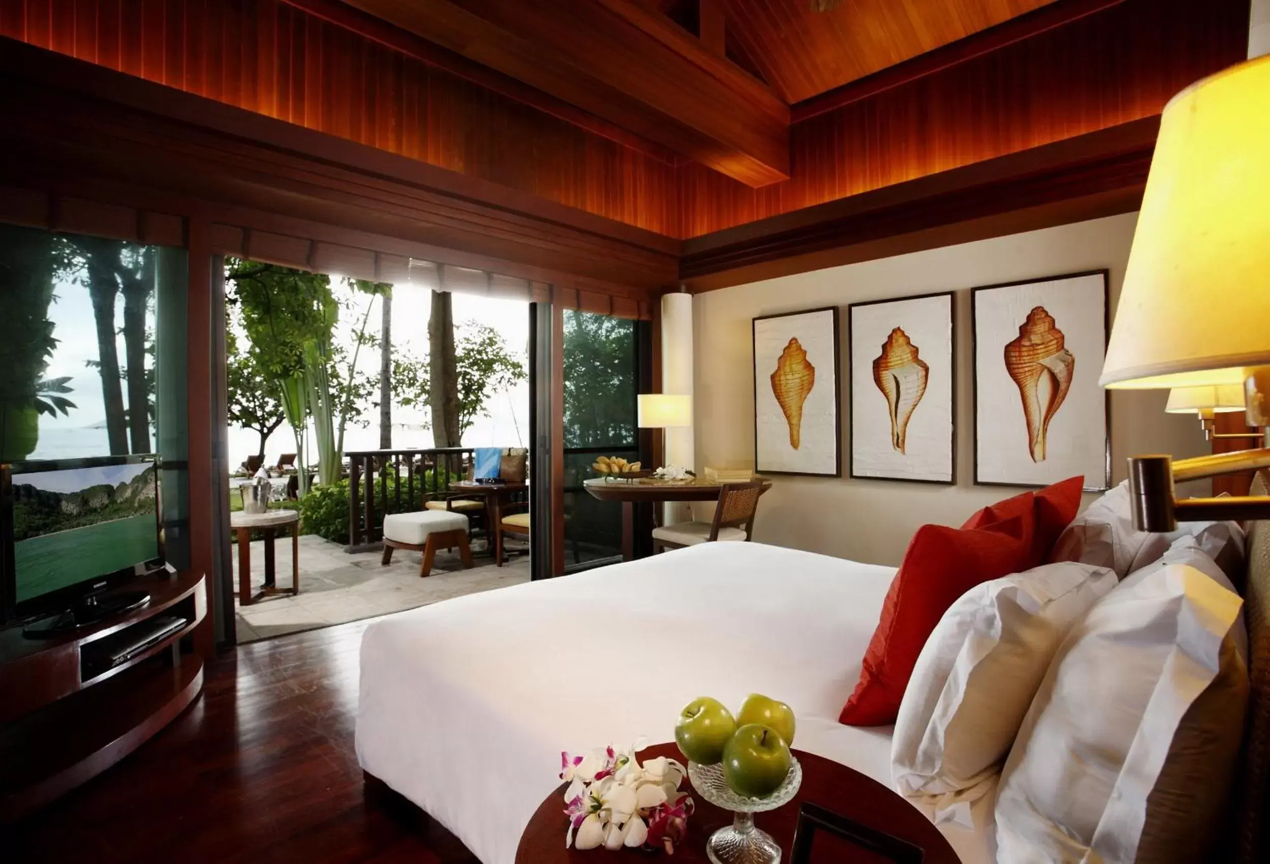Photo of the whole room in Centara Grand Beach Resort & Villas Krabi