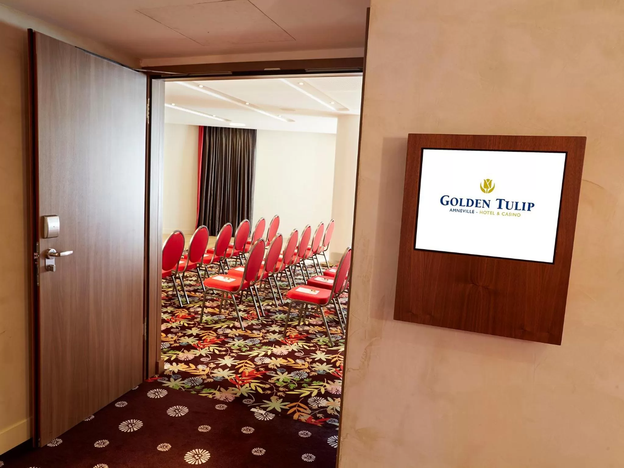 Meeting/conference room in Golden Tulip Amnéville - Hôtel Spa & Casino