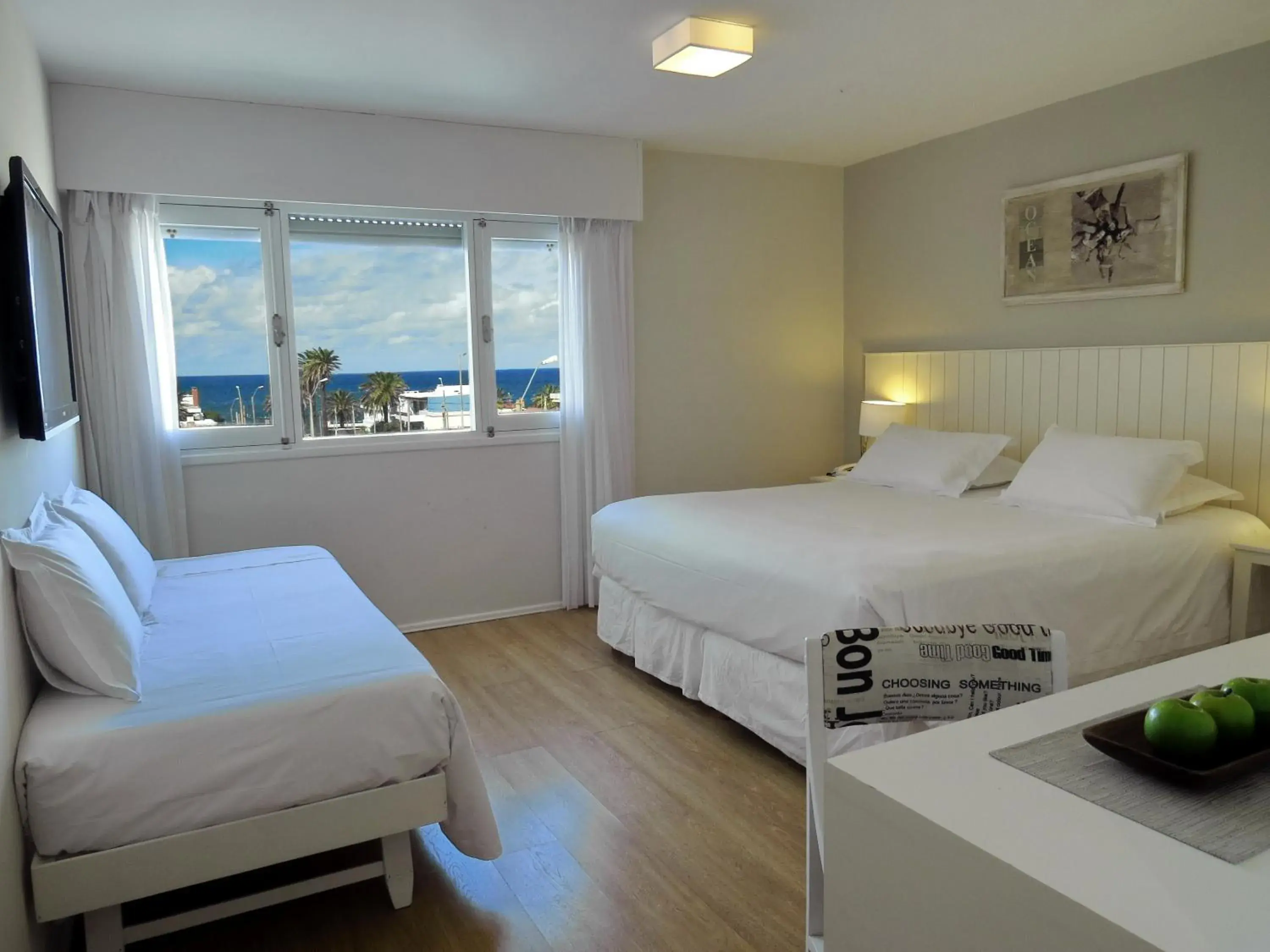 Bedroom, Bed in Atlantico Boutique Hotel