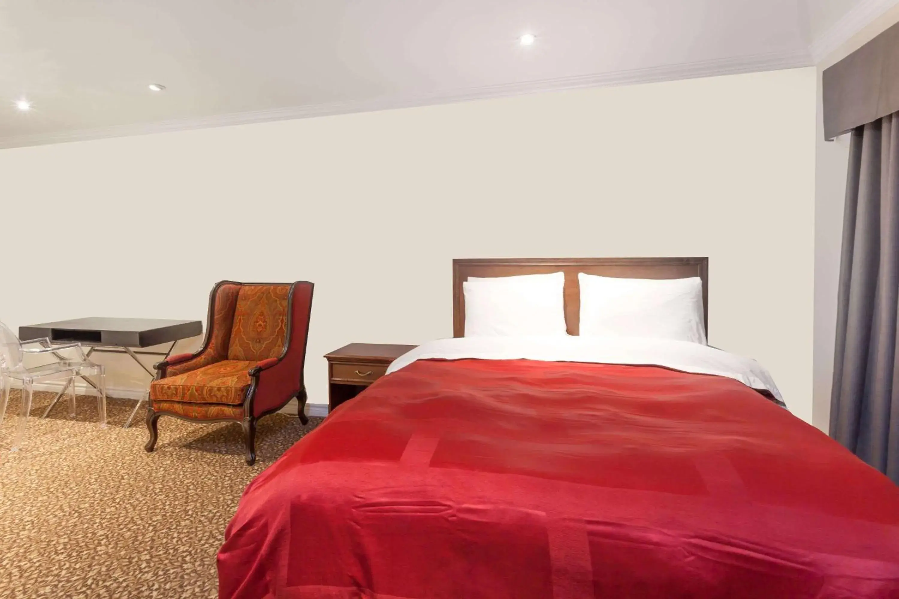 Photo of the whole room, Bed in Knights Inn Kingston Photo of the whole room, Bed in Knights Inn Kingston