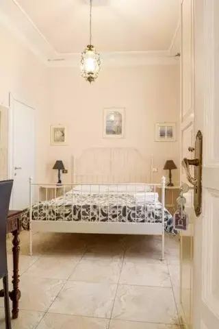 Bed in Borgo Antico Santa Lucia