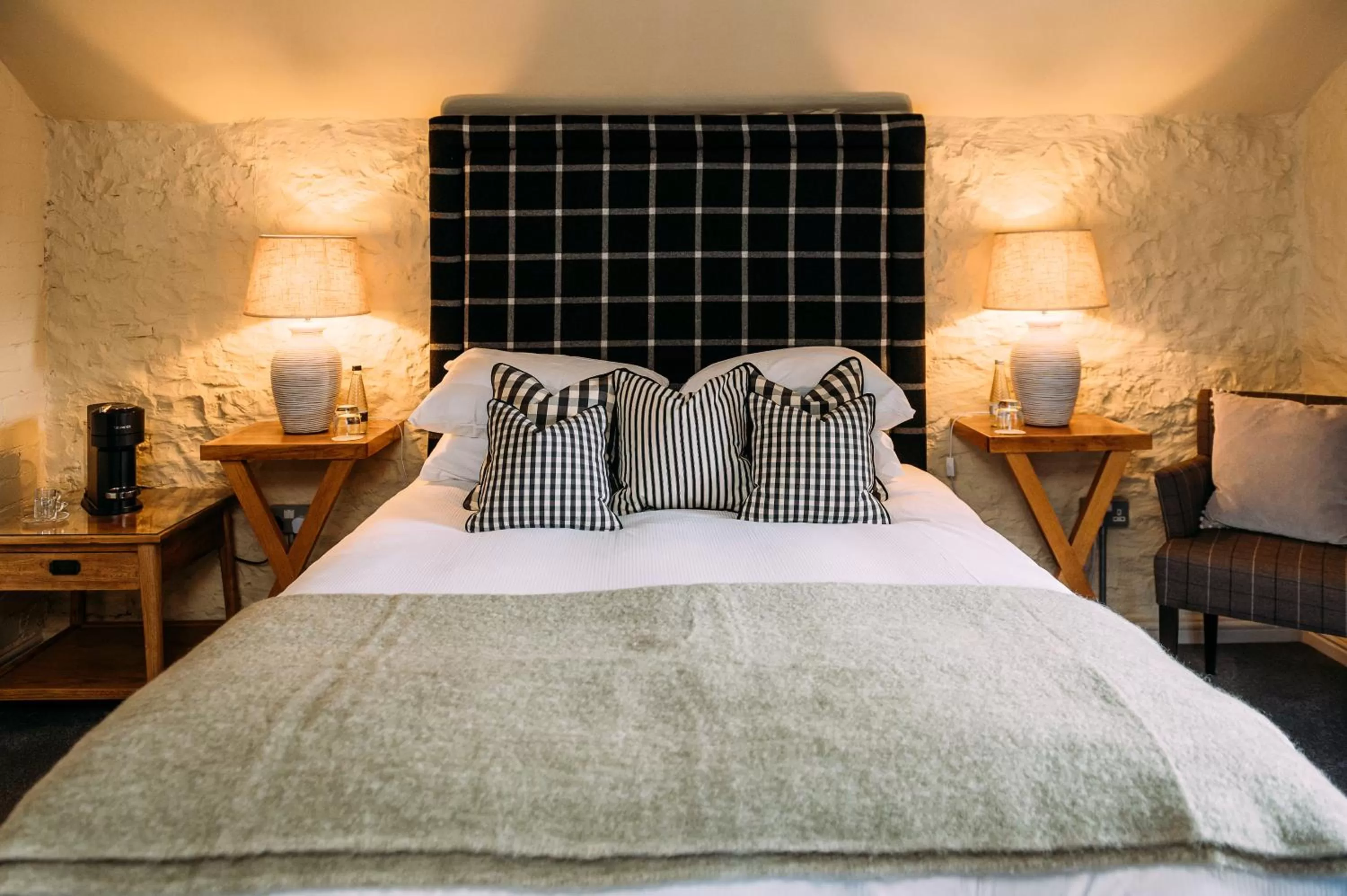 Bed in The Assheton Arms