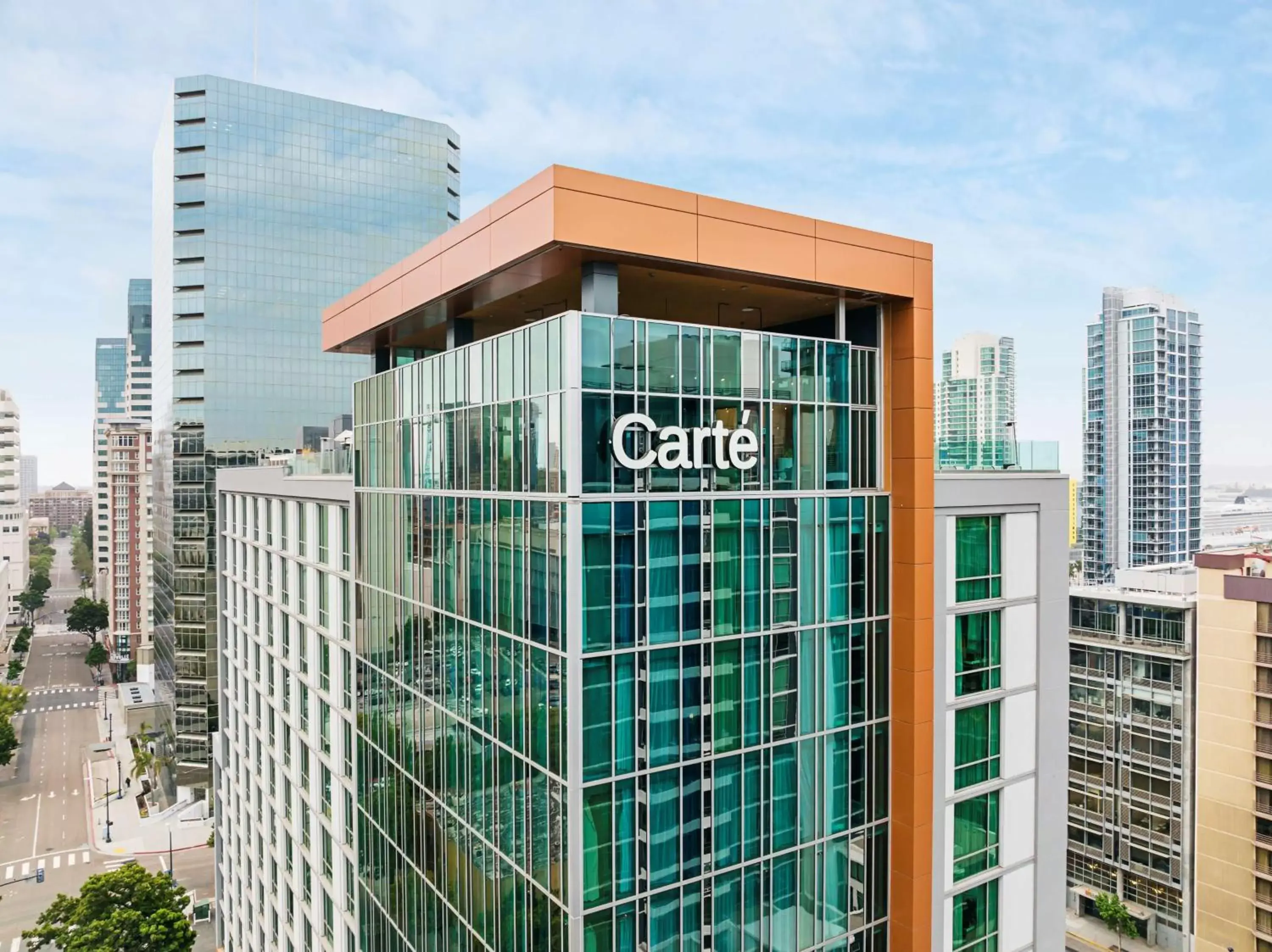 Property building in Carte Hotel San Diego Downtown, Curio Collection By Hilton