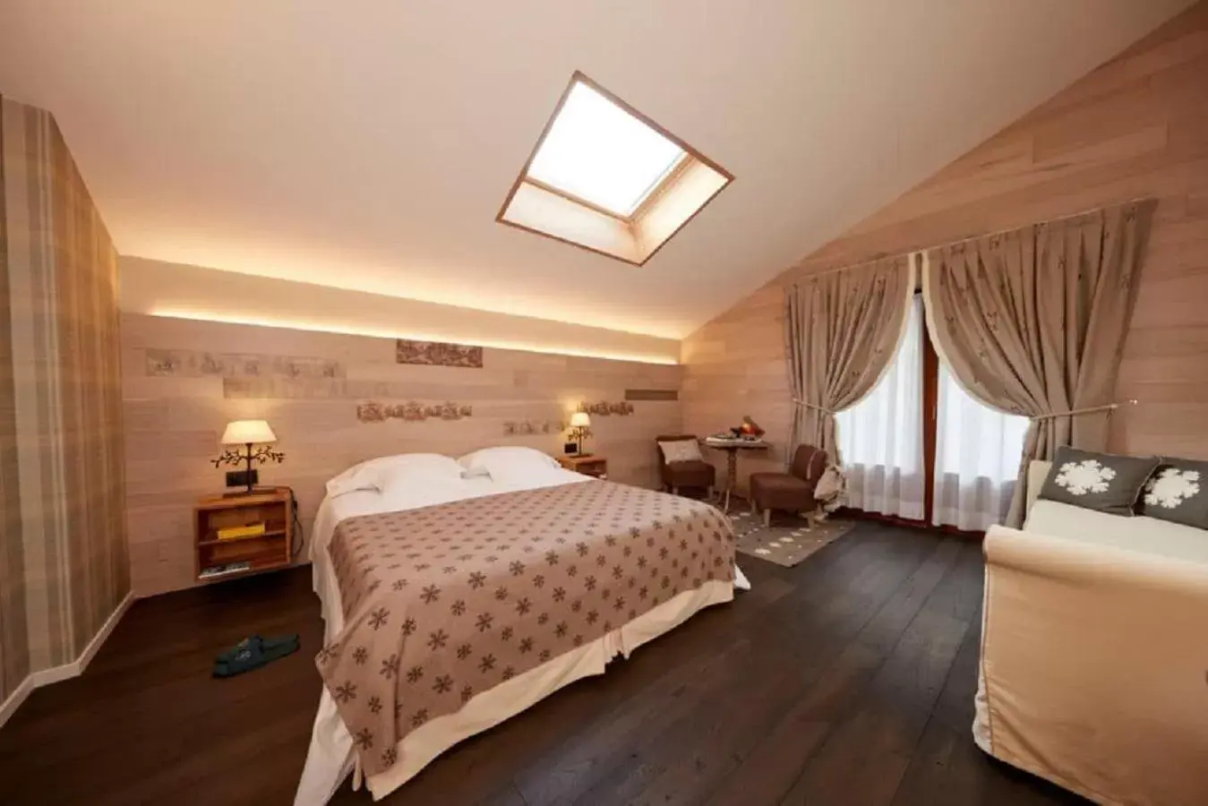 Photo of the whole room, Bed in Auberge de La Maison