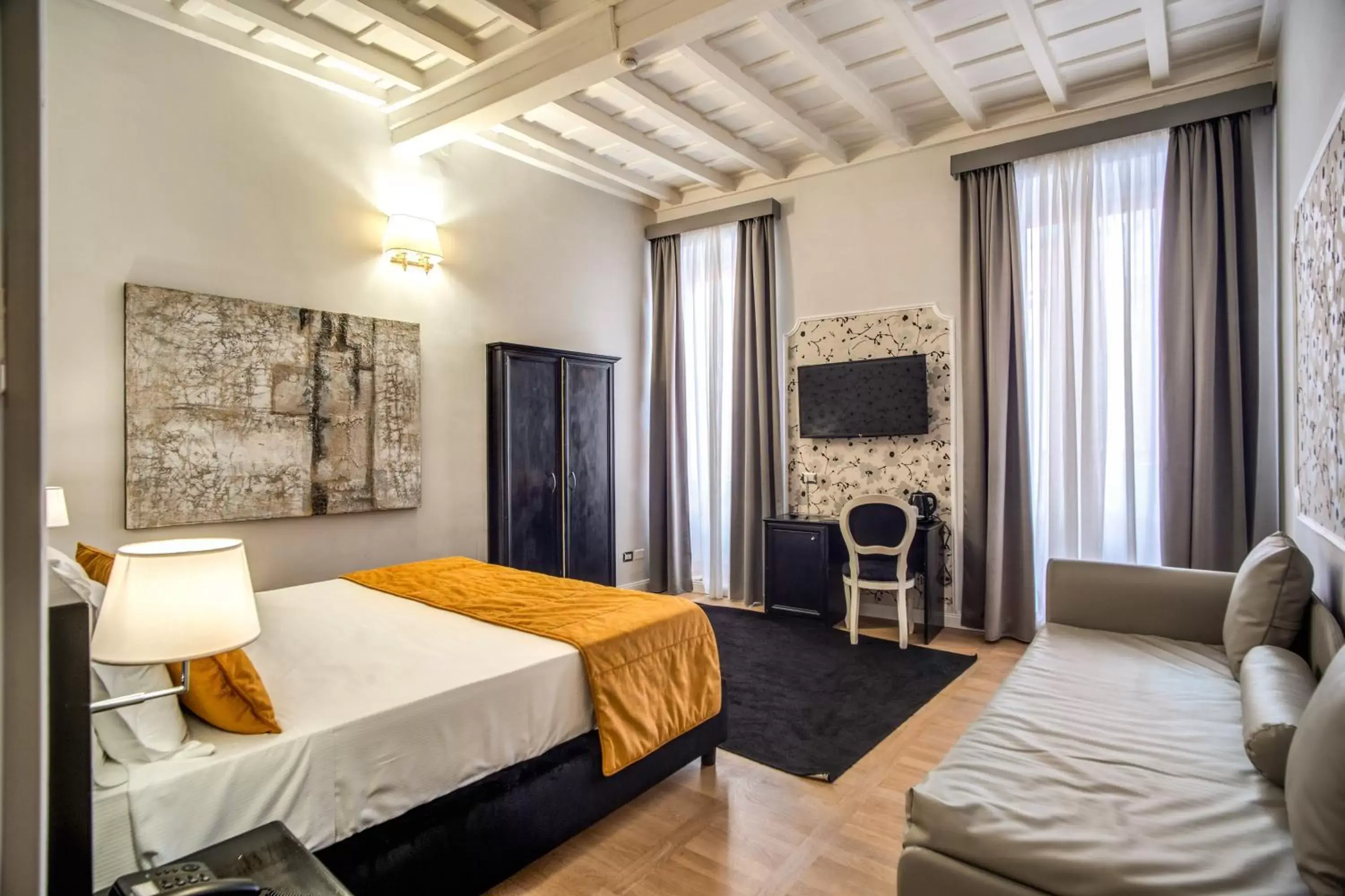 Bedroom, Bed in Relais Fontana Di Trevi Hotel