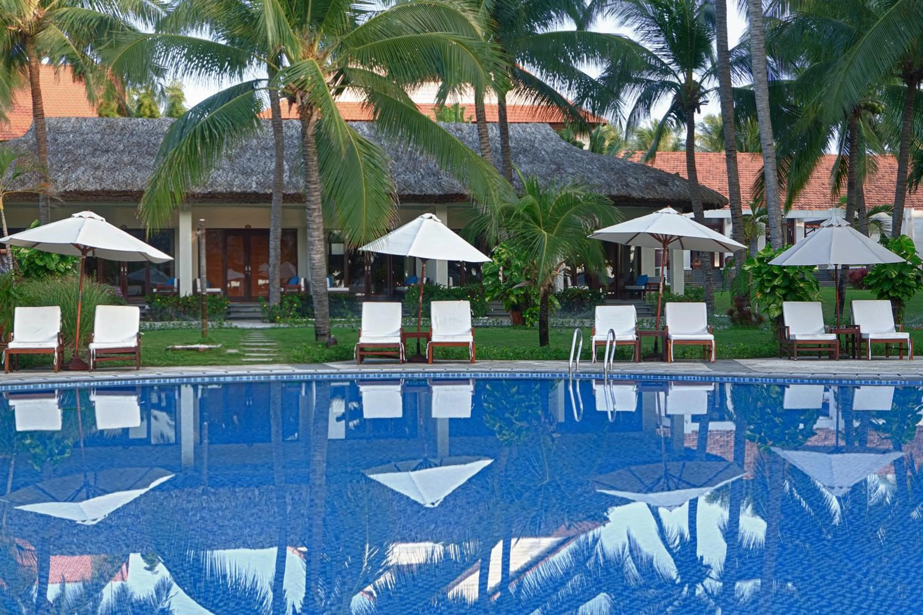 Swimming pool in Blue Ocean Resort