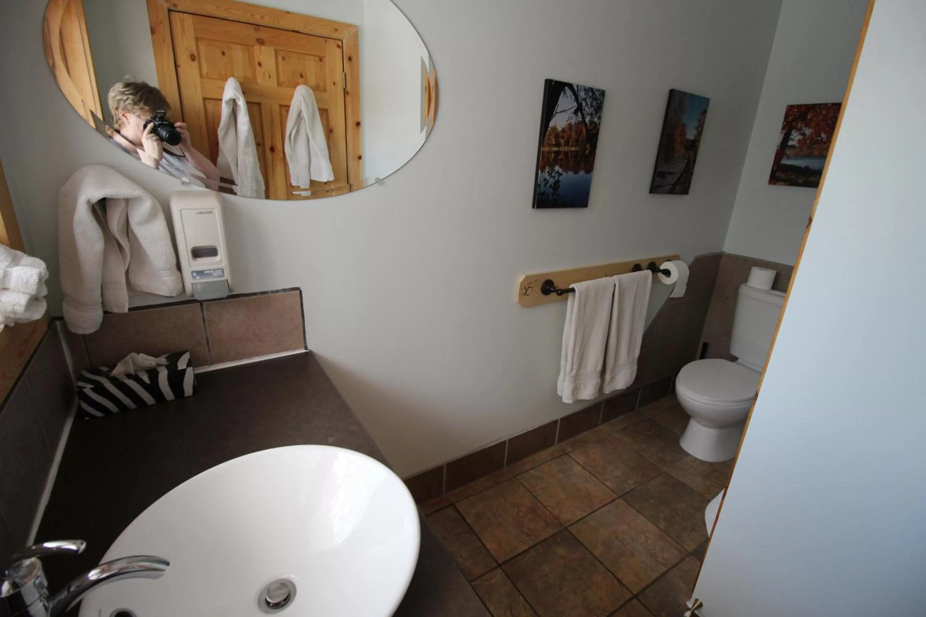 Bathroom in York Creek Bed & Breakfast