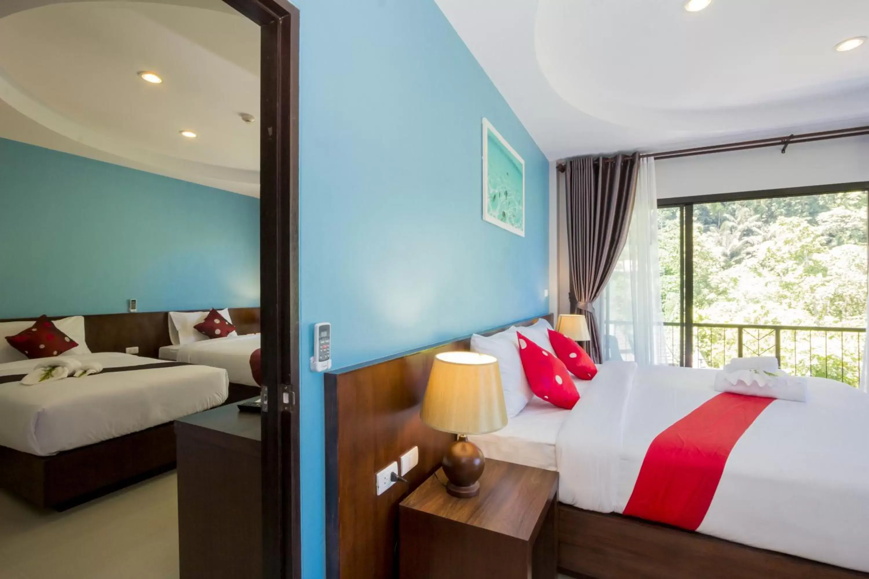 Photo of the whole room, Bed in Andaman Pearl Resort