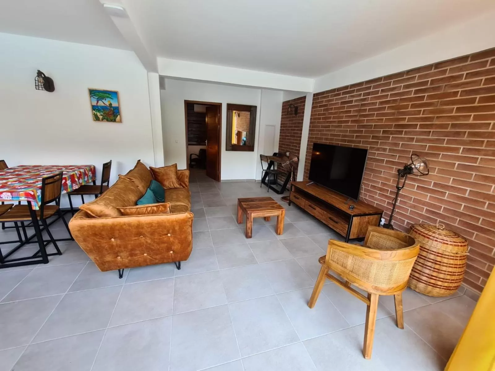 Shikoa Sobole - Le Morpho et l'Ara