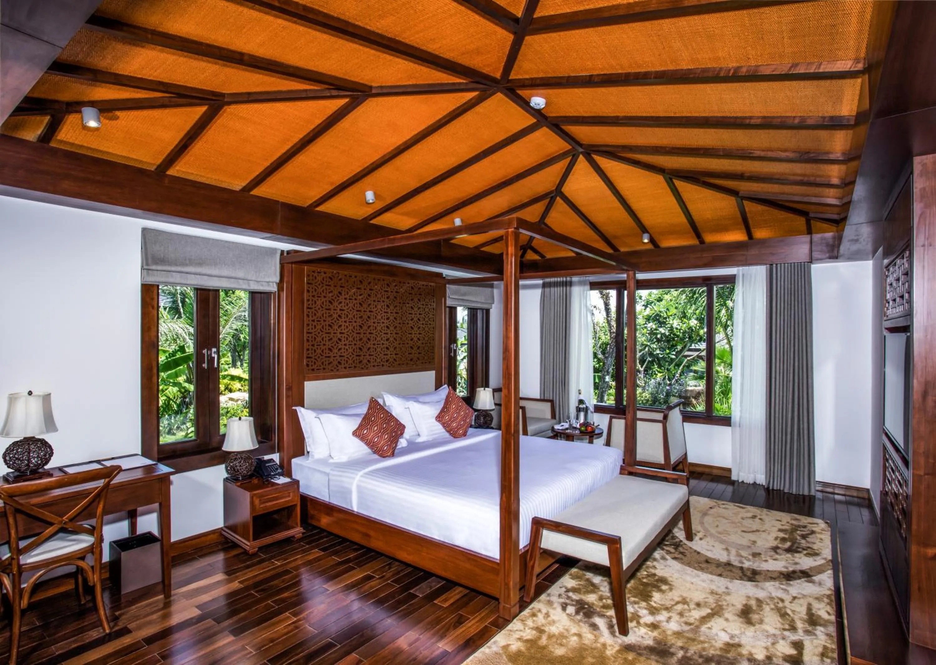 Three-Bedroom Garden Villa in Duyen Ha Resort Cam Ranh