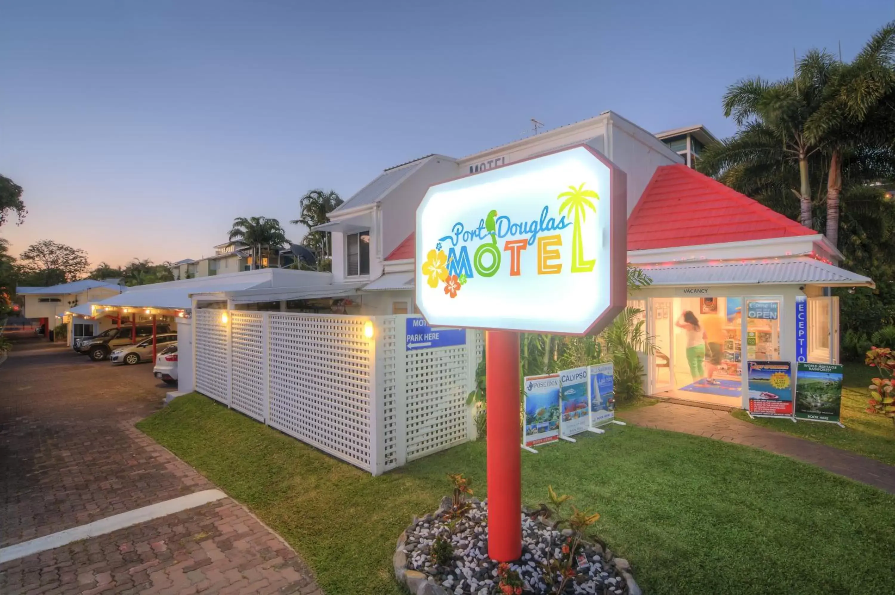 Facade/entrance, Property Building in Port Douglas Motel