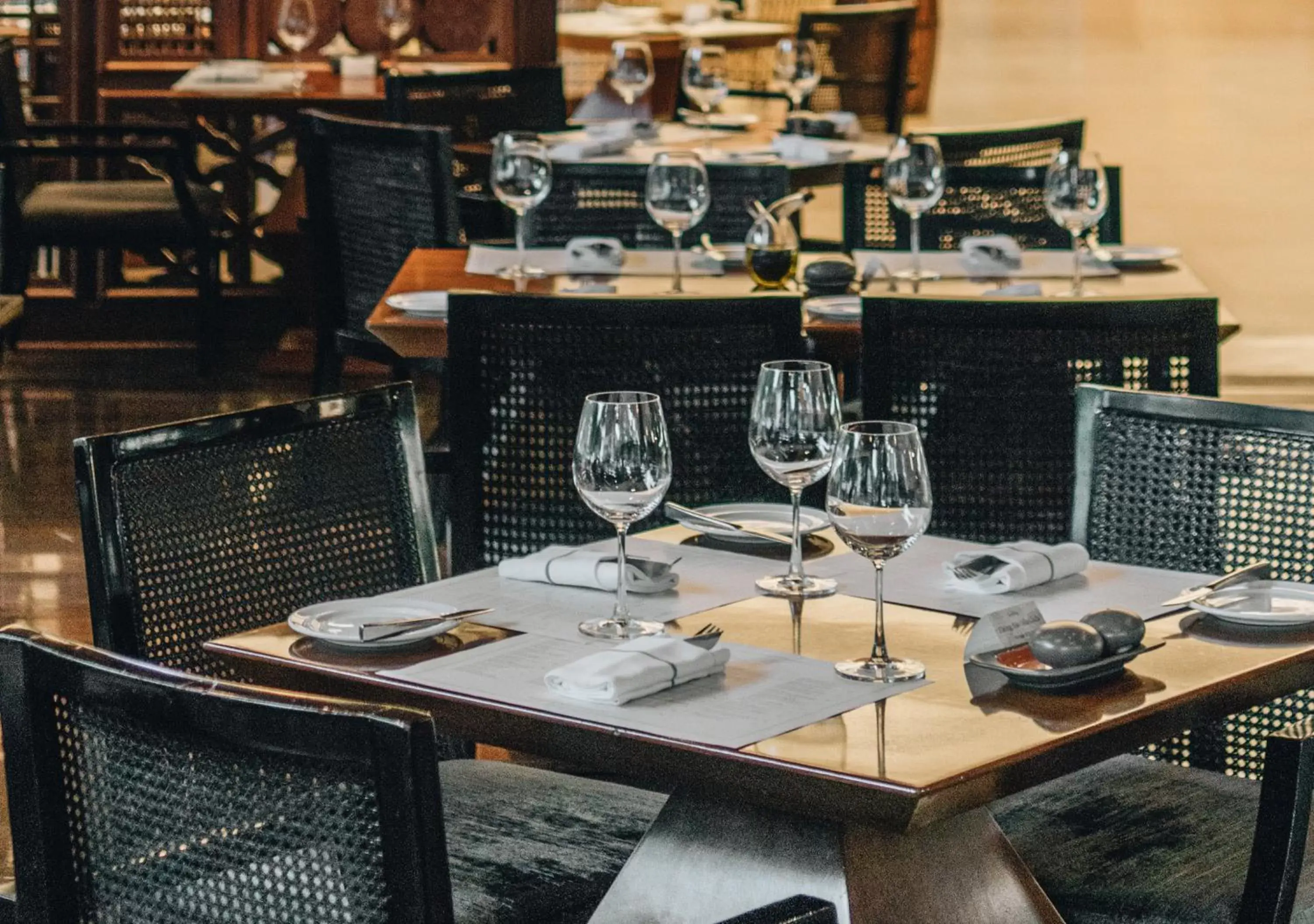 Restaurant/Places to Eat in InterContinental Residences Saigon, an IHG Hotel Restaurant/Places to Eat in InterContinental Residences Saigon, an IHG Hotel