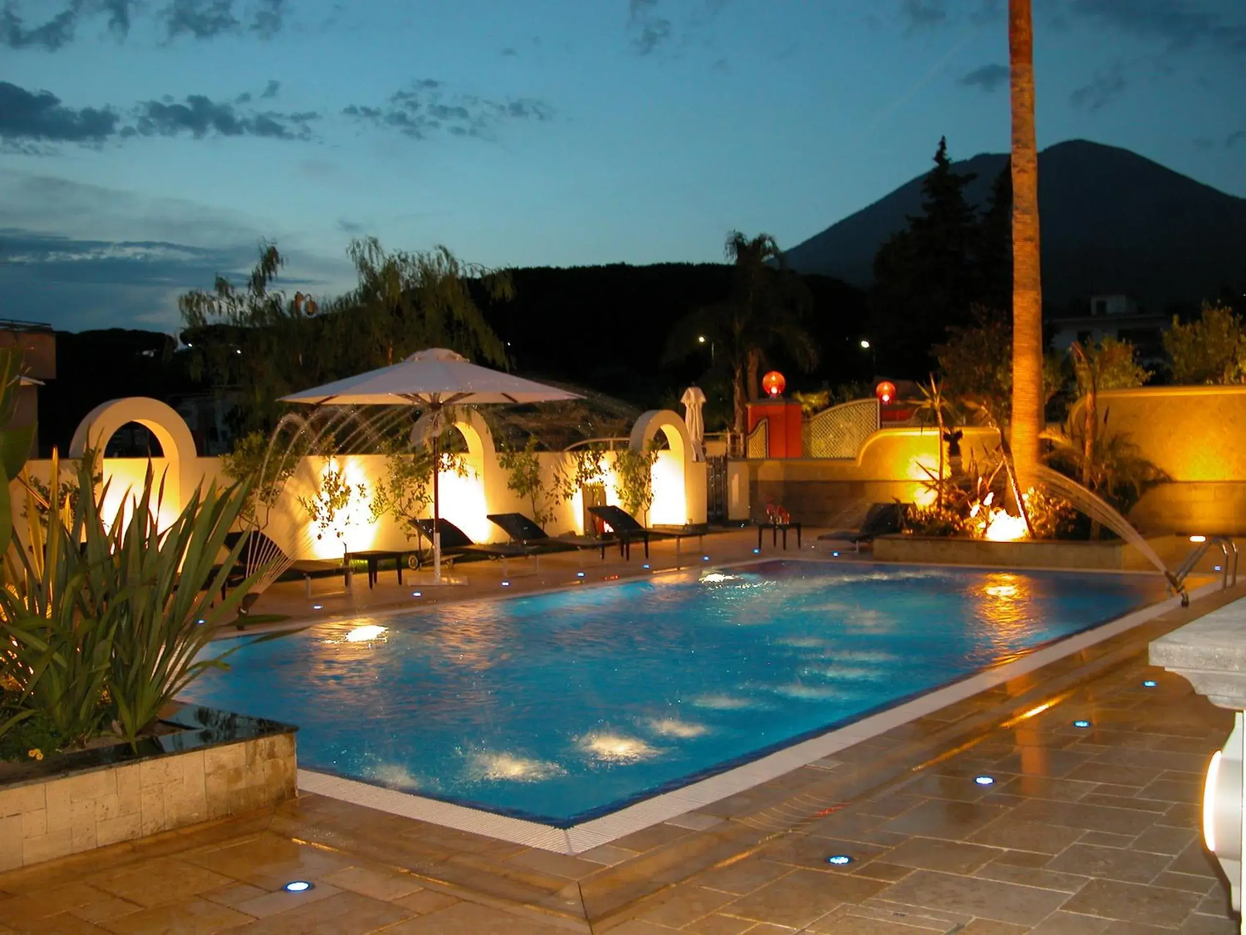 Swimming Pool in Palazzo Rosenthal Vesuview Hotel & Resort