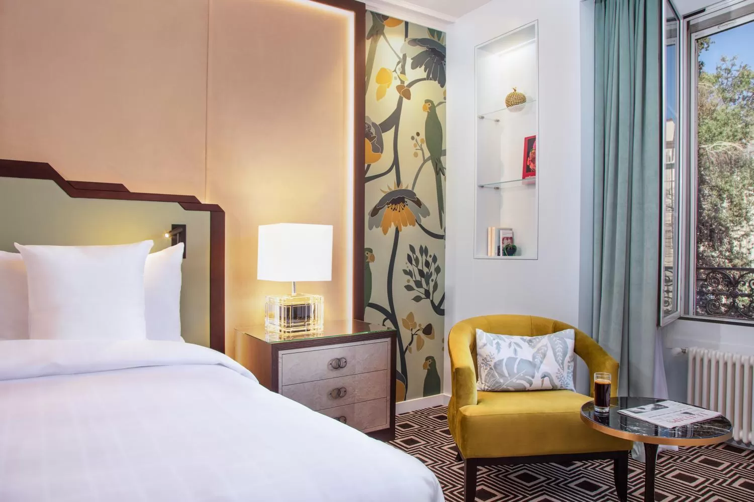 Photo of the whole room, Bed in Hotel Bristol