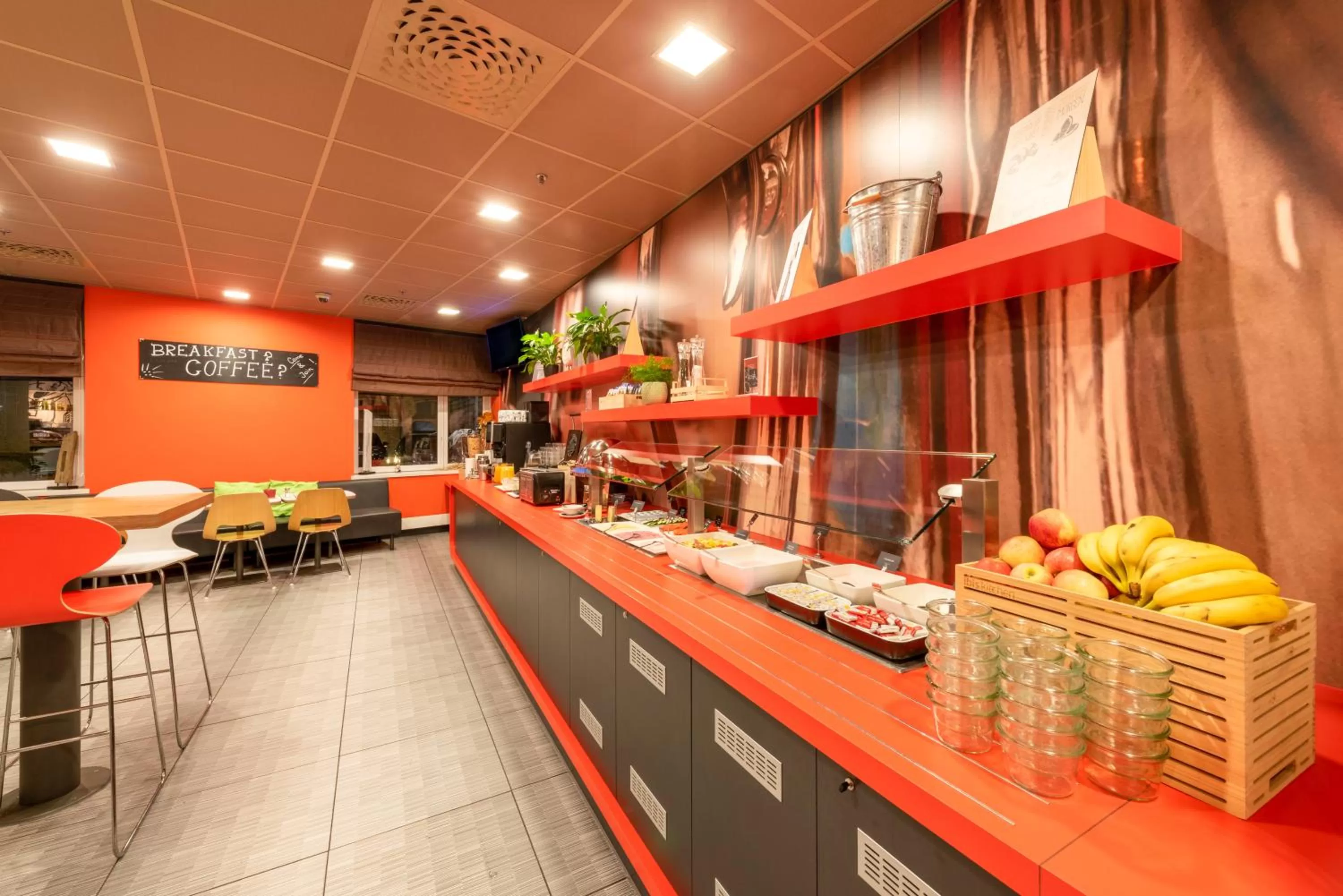 Continental breakfast in ibis Bern Expo