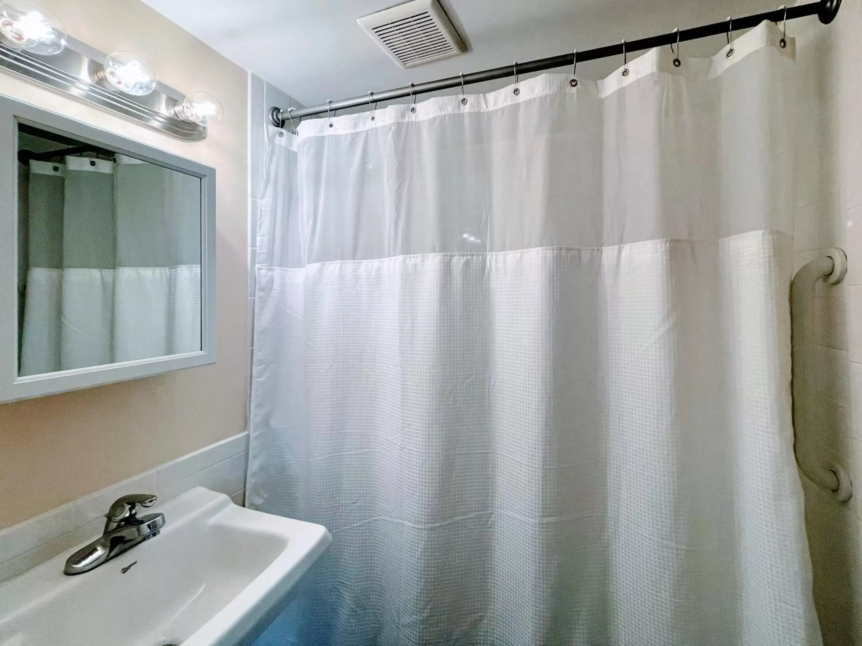 Bathroom in Copley House