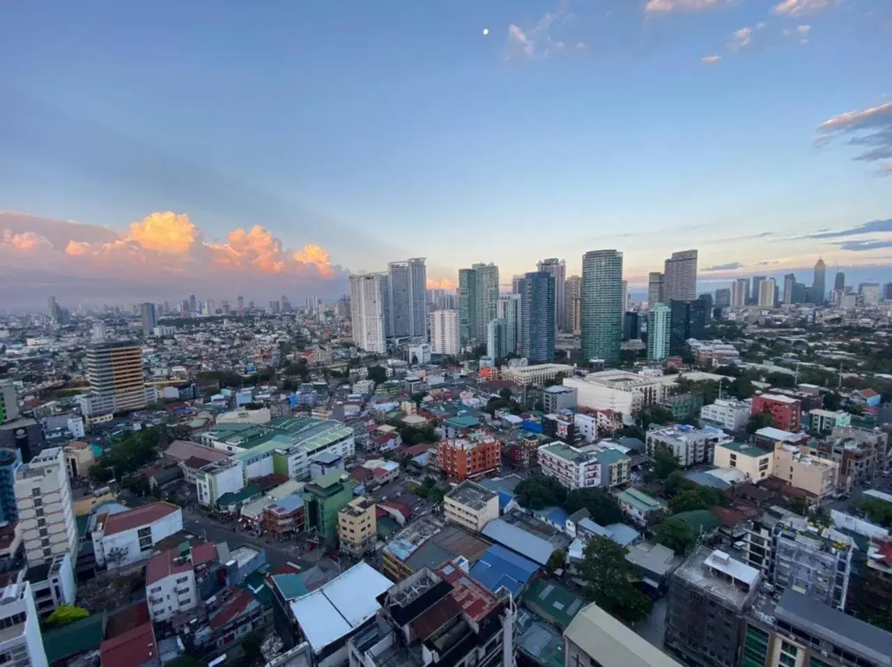 Property building, Bird's-eye View in Mpt Suites