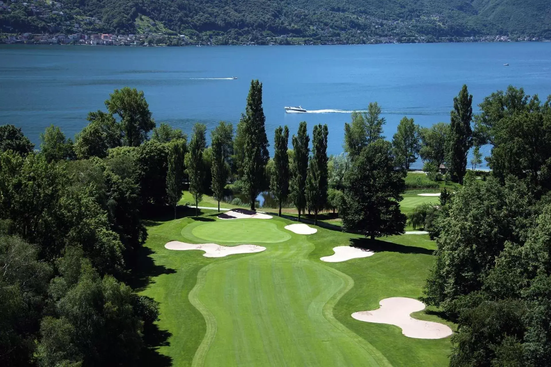 Golfcourse in Hotel Mulino