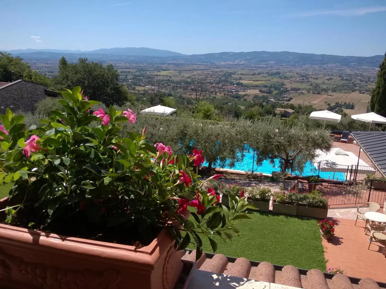 Garden view, Pool View in Hotel La Terrazza RESTAURANT & SPA