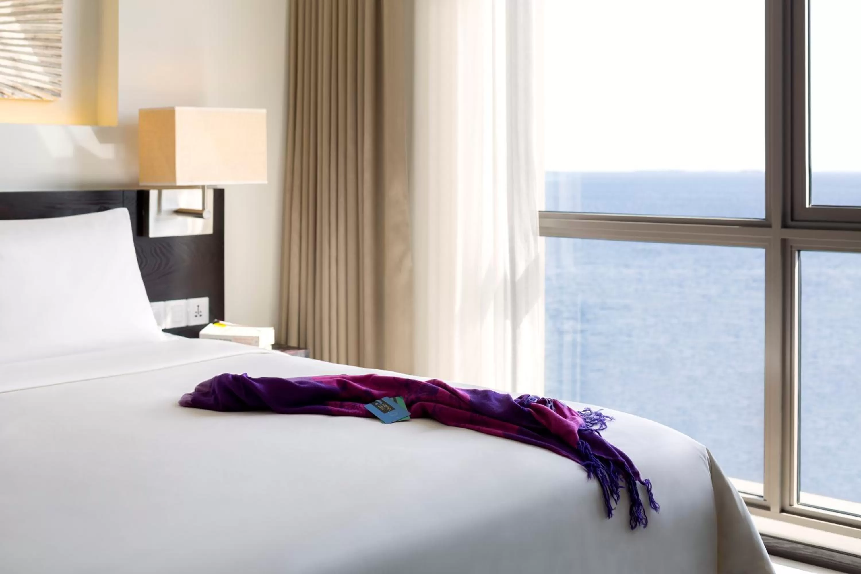 Bed in Jen Maldives Male by Shangri-La