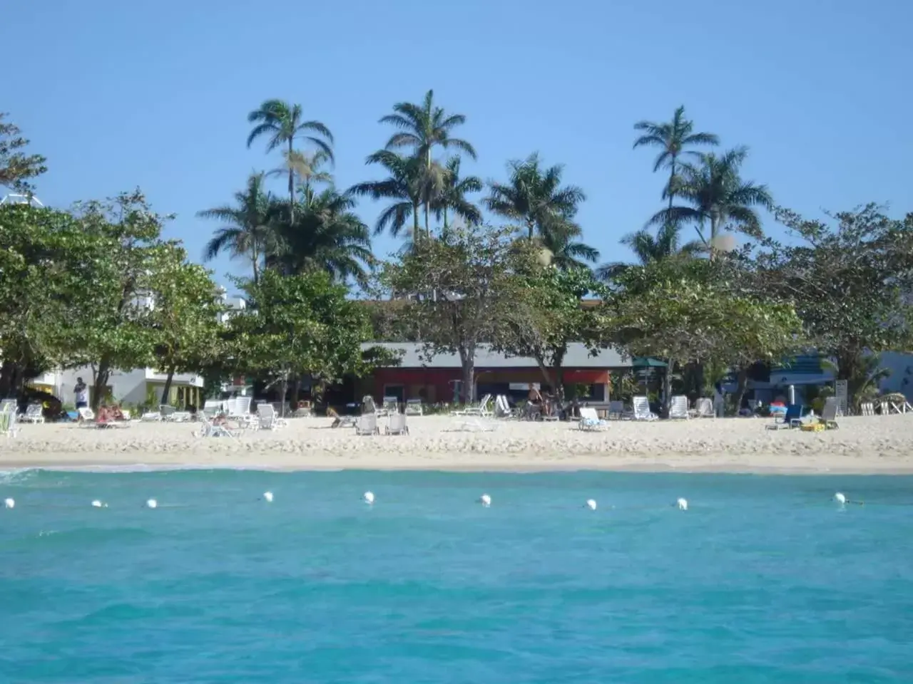 Beach in Negril Beach Club Condos