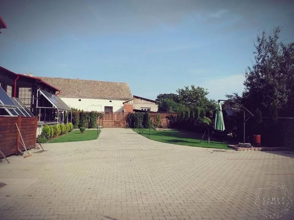 Property building in Casa Maria Magdalena