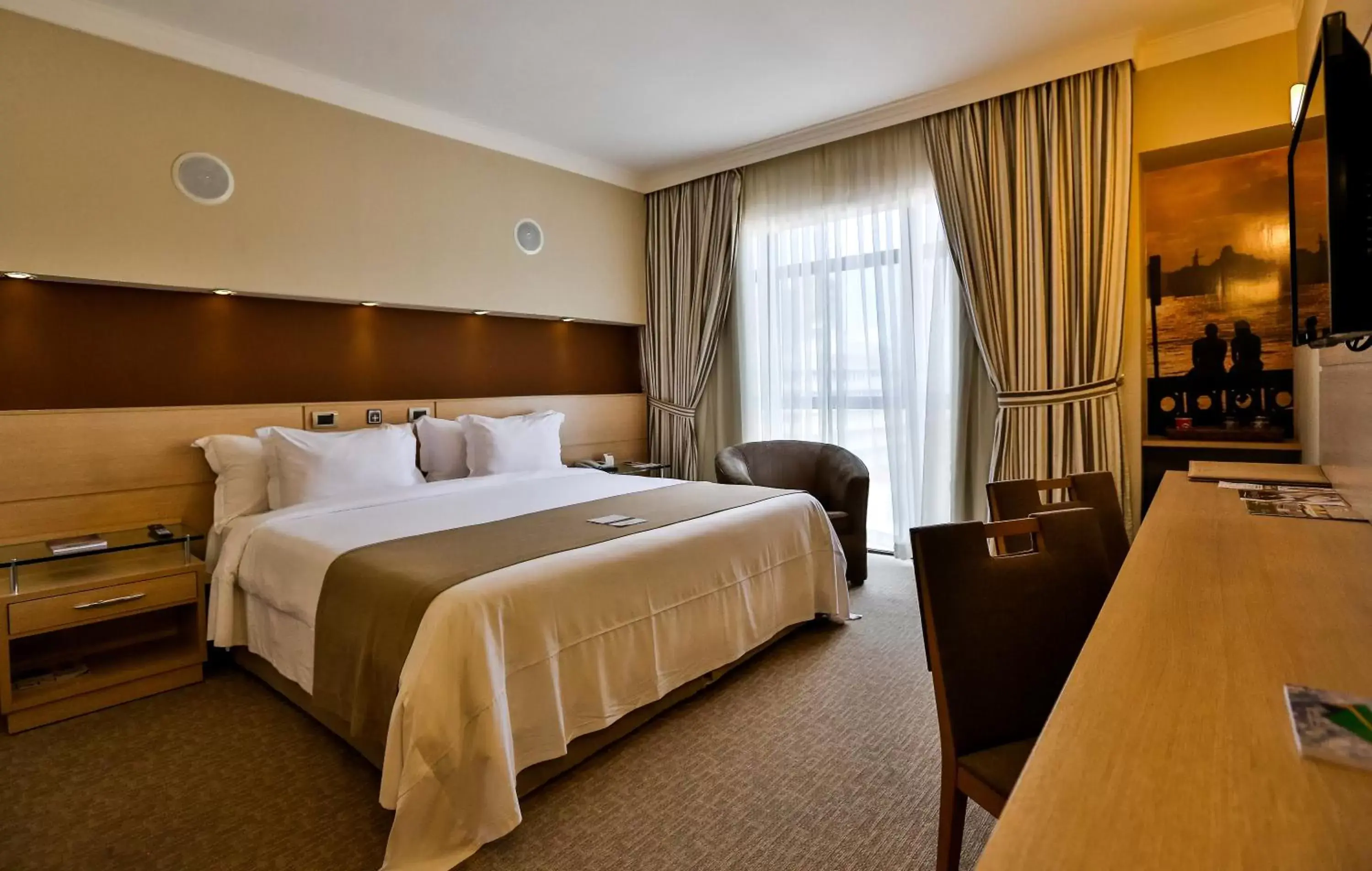 Decorative detail, Bed in Bourbon Convention Hotel Santos Decorative detail, Bed in Bourbon Convention Hotel Santos