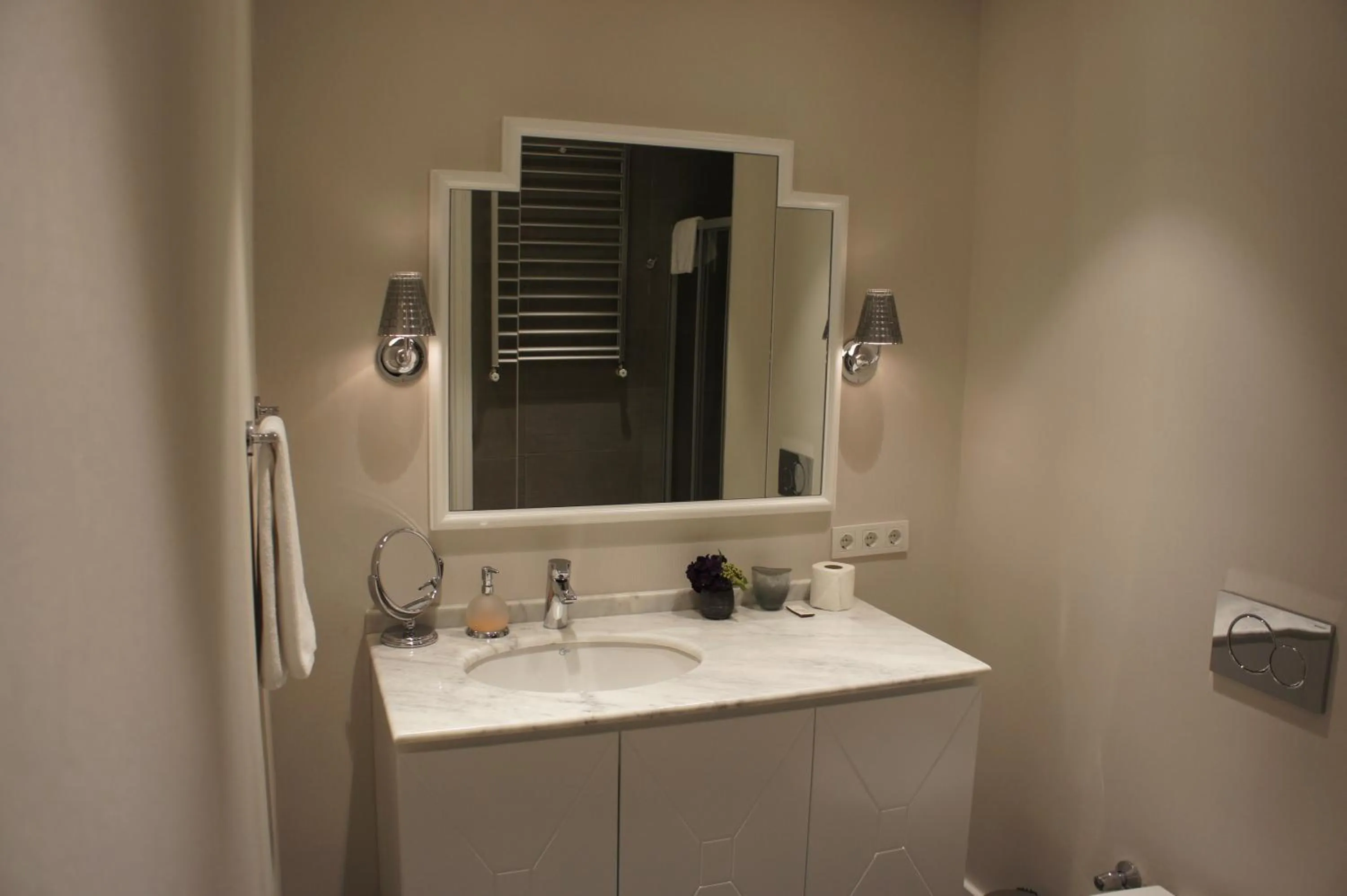 Toilet in Triada Hotel Taksim - Special Category