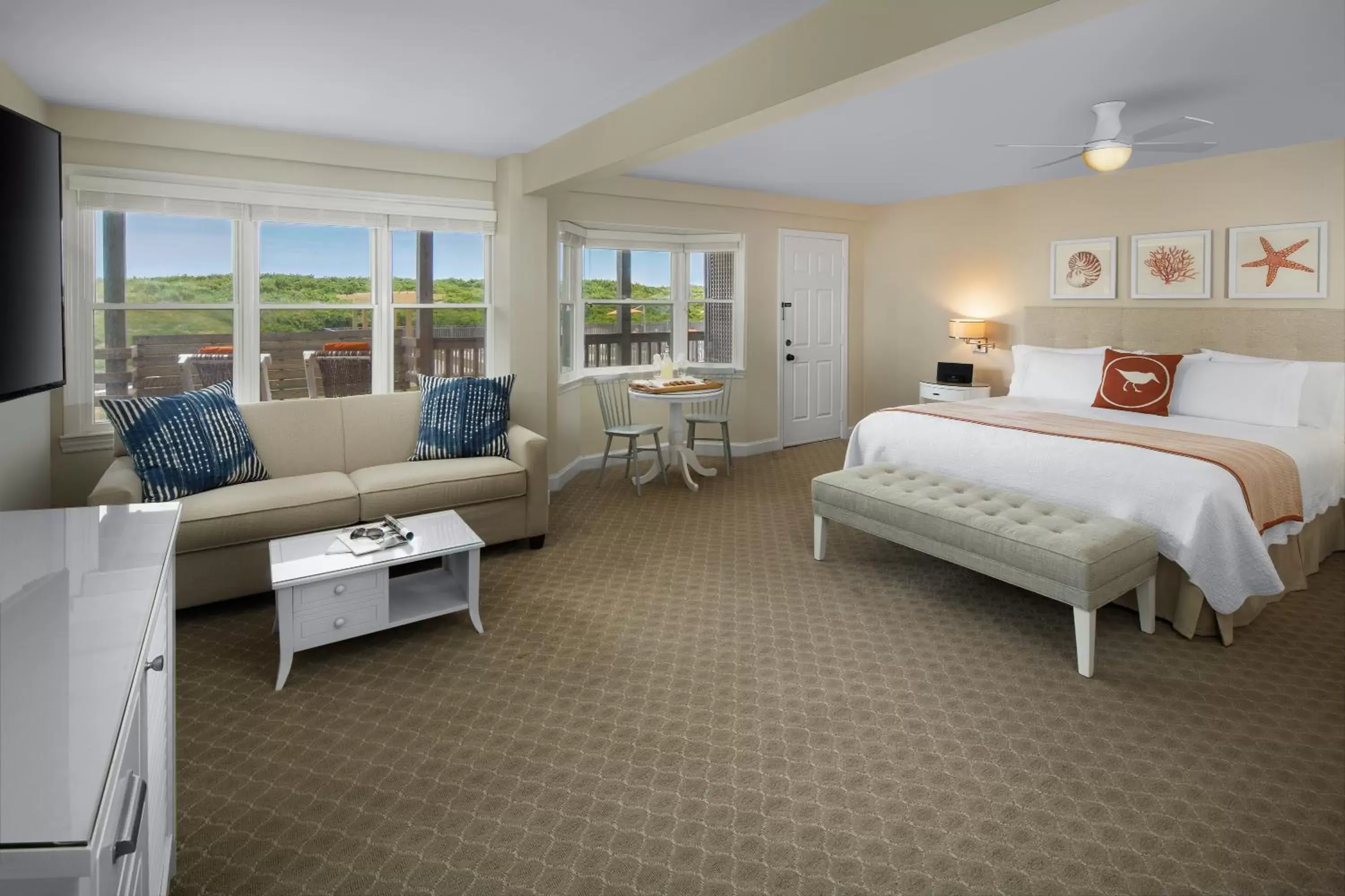 Photo of the whole room in Sanderling Resort Outer Banks