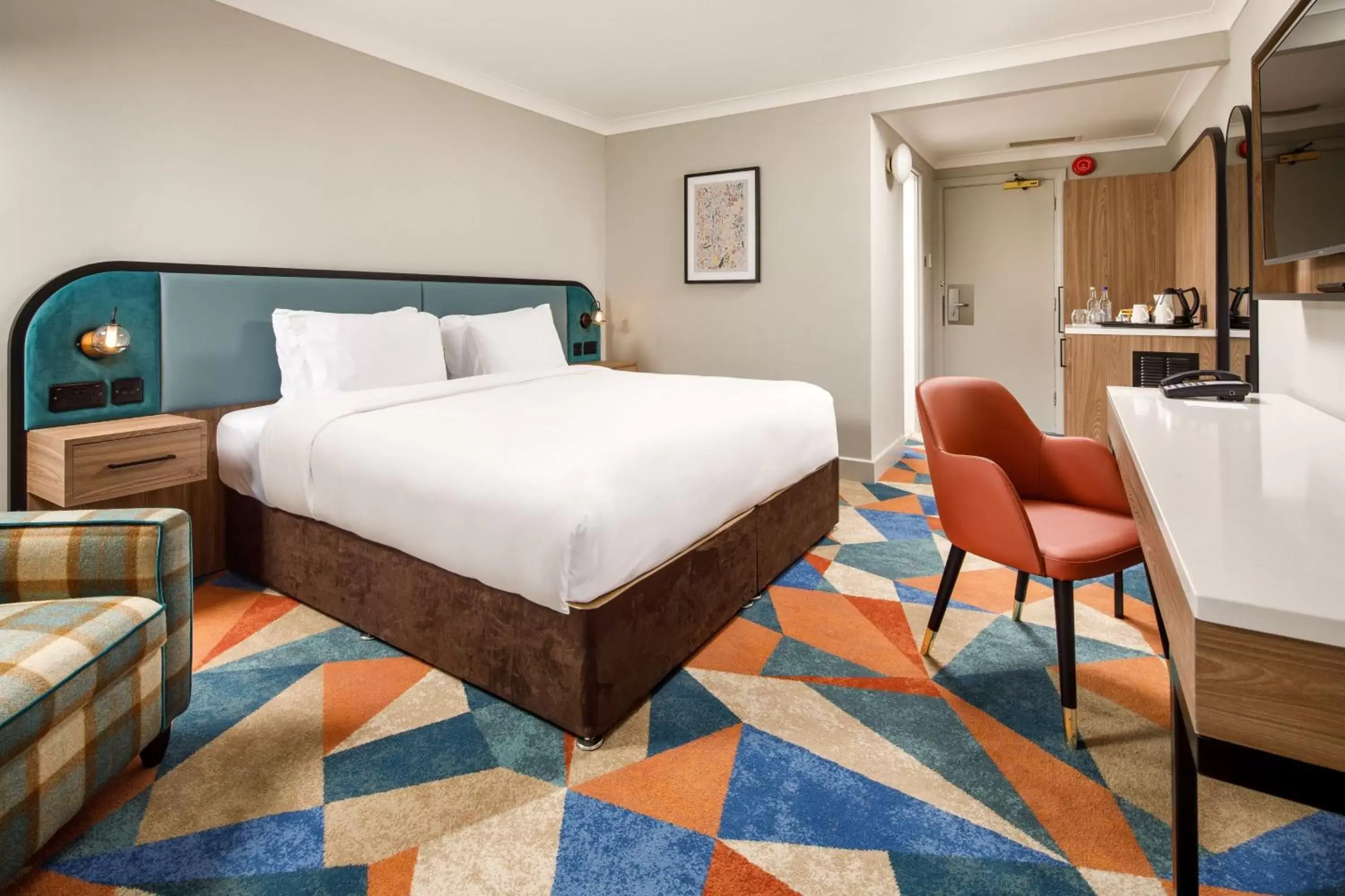 Bedroom, Bed in Delta Hotels by Marriott Warwick