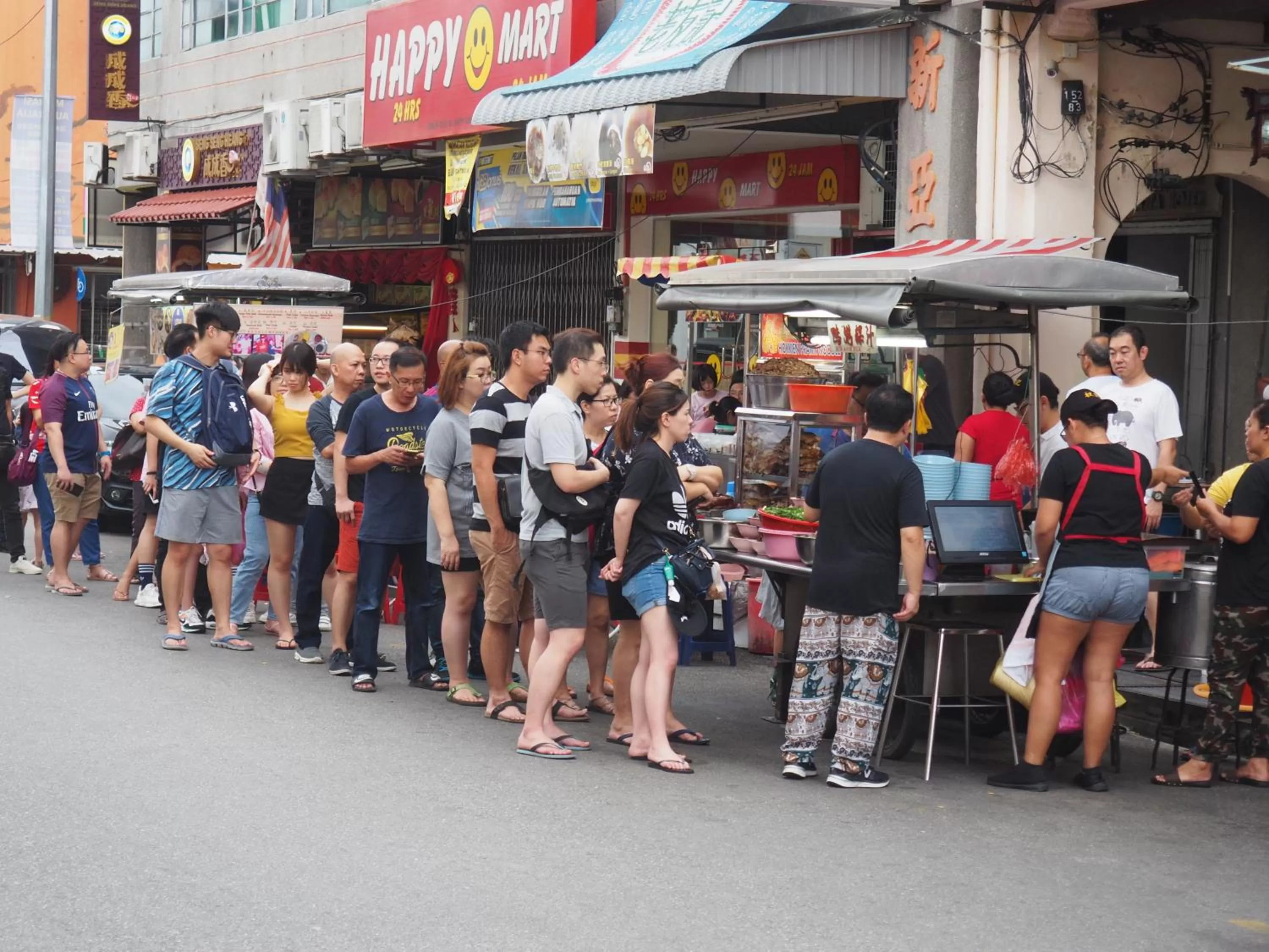 People in Inn Residence 18